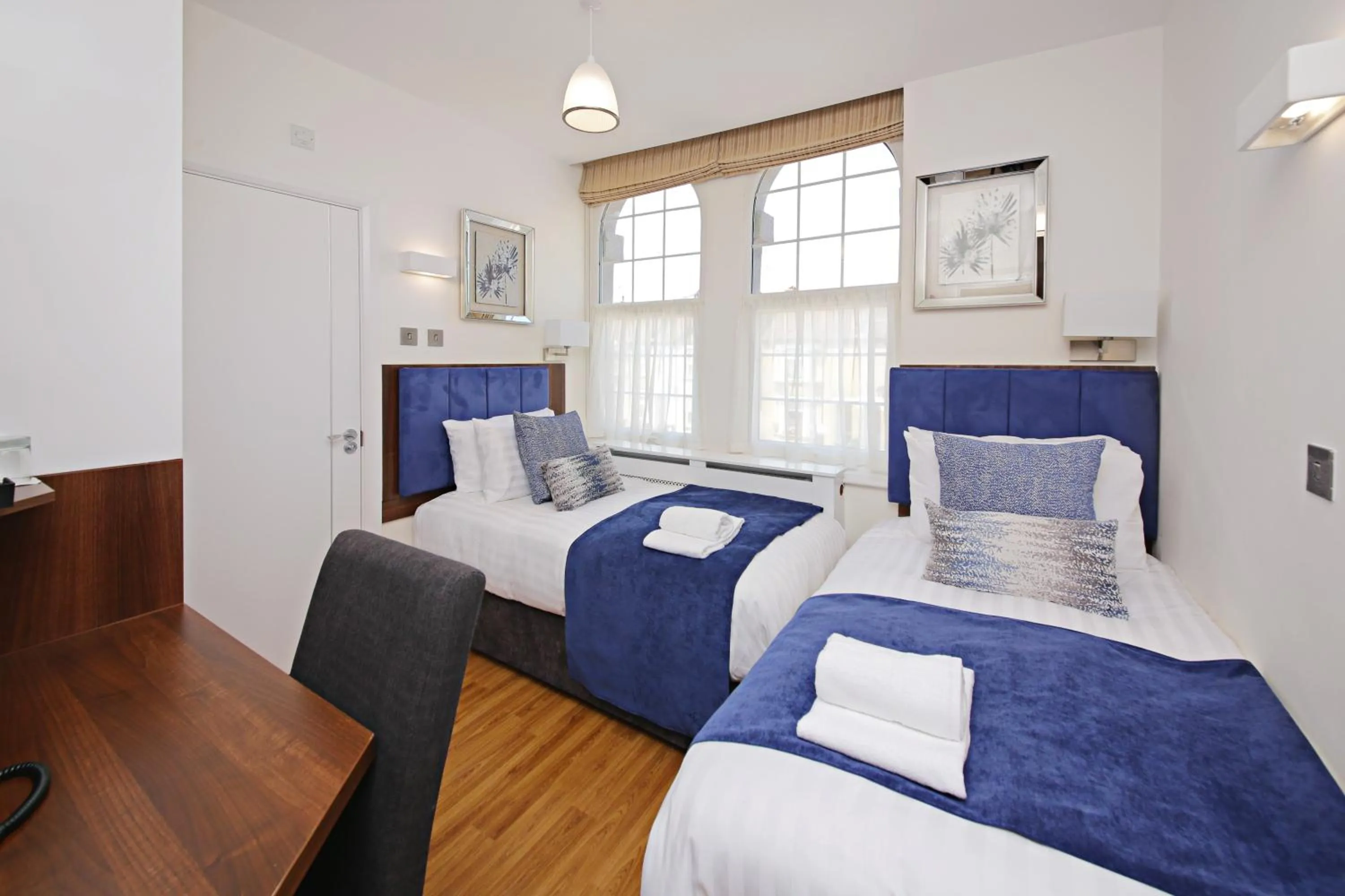 Bed in Imperial Guest House Ltd.