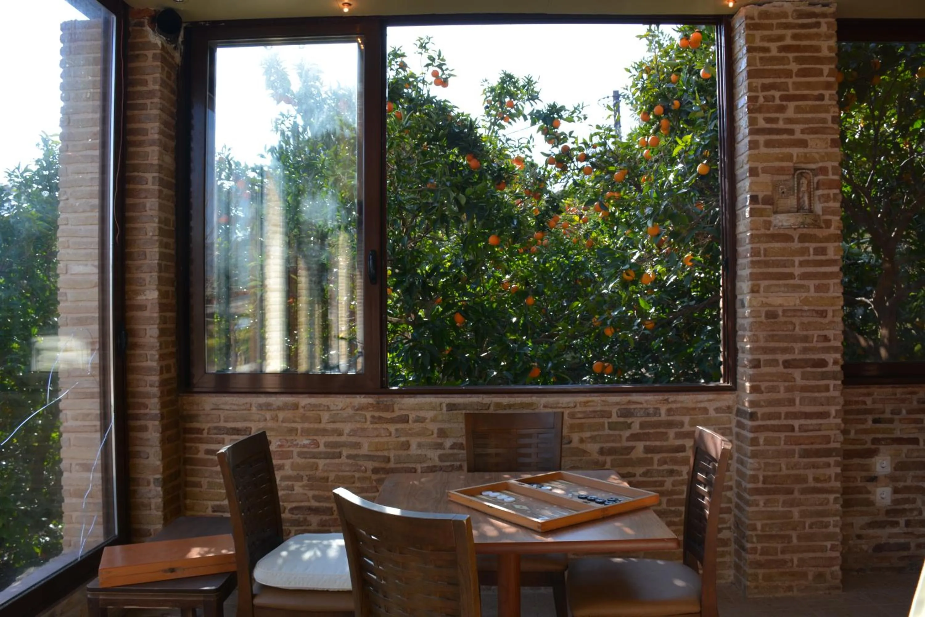 Lounge or bar in Aristotelis