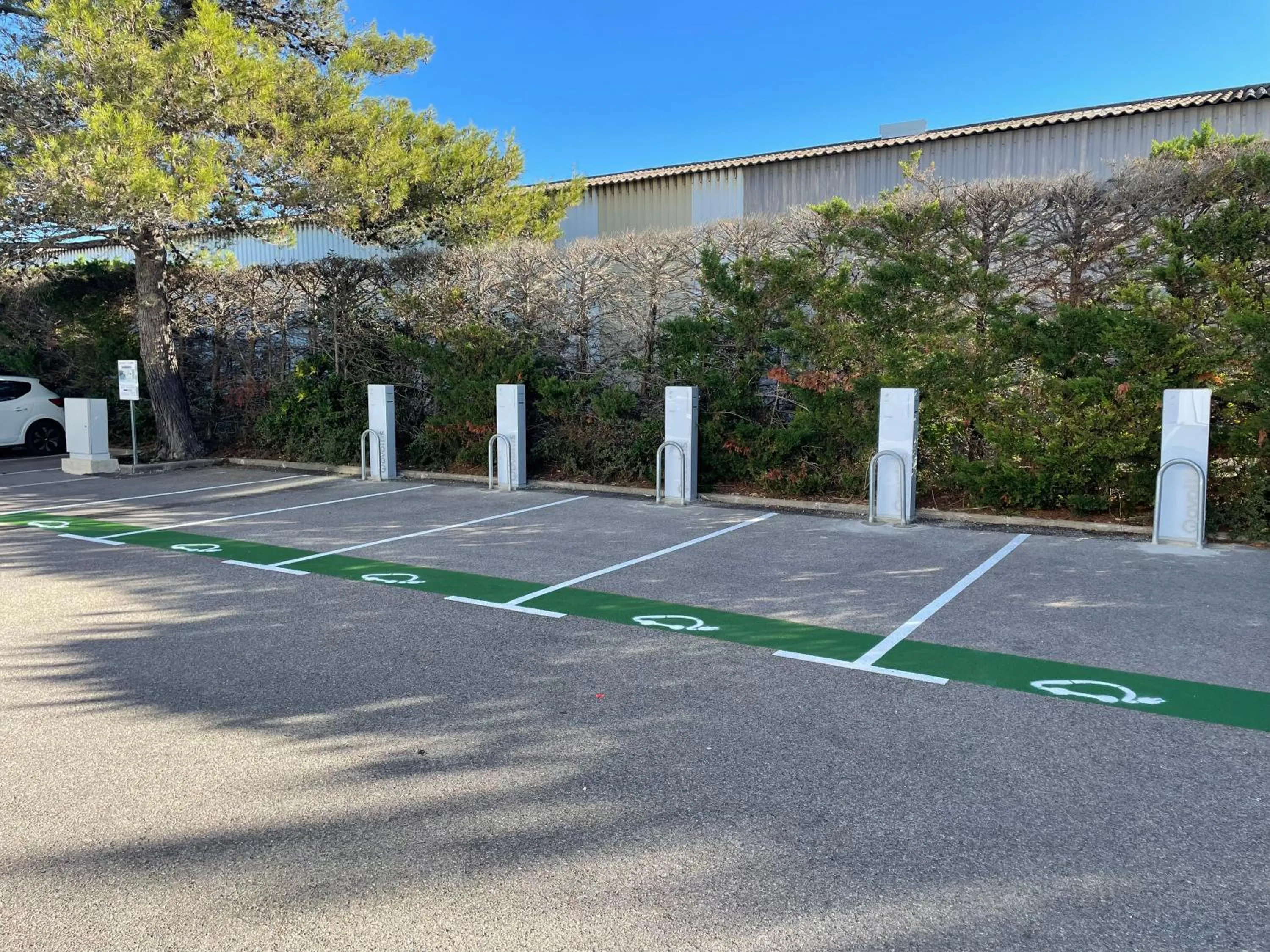 Parking in Kyriad Martigues Sud