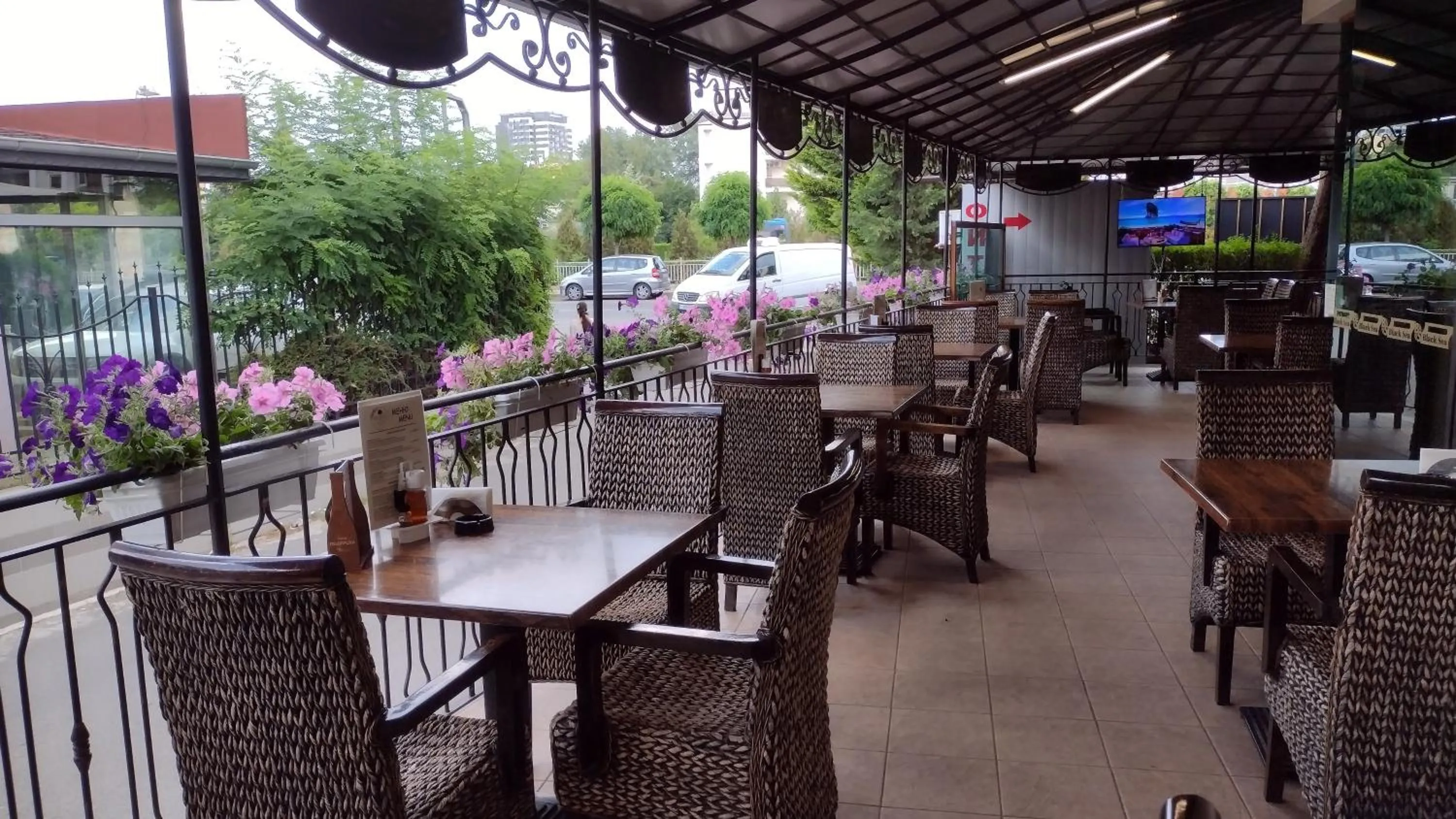 Restaurant/places to eat in Family Hotel Black Sea