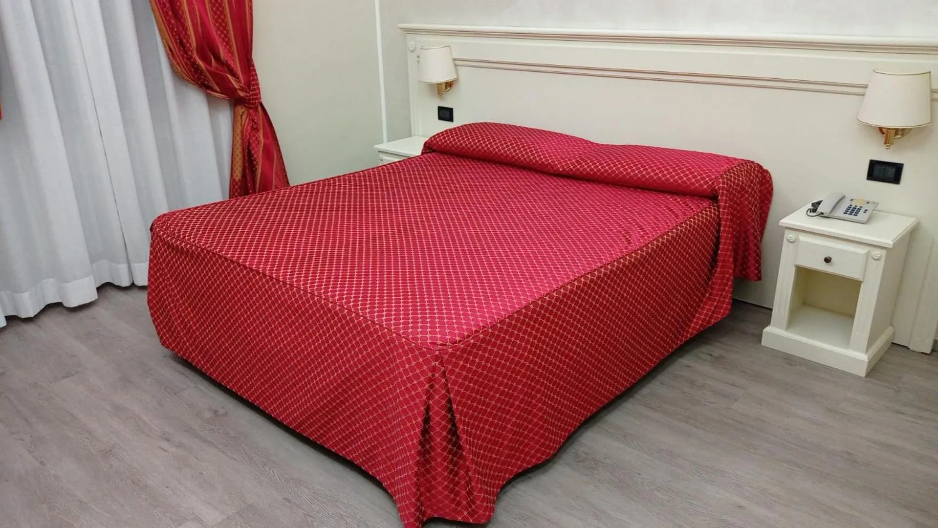 Photo of the whole room, Bed in Hotel Galimberti