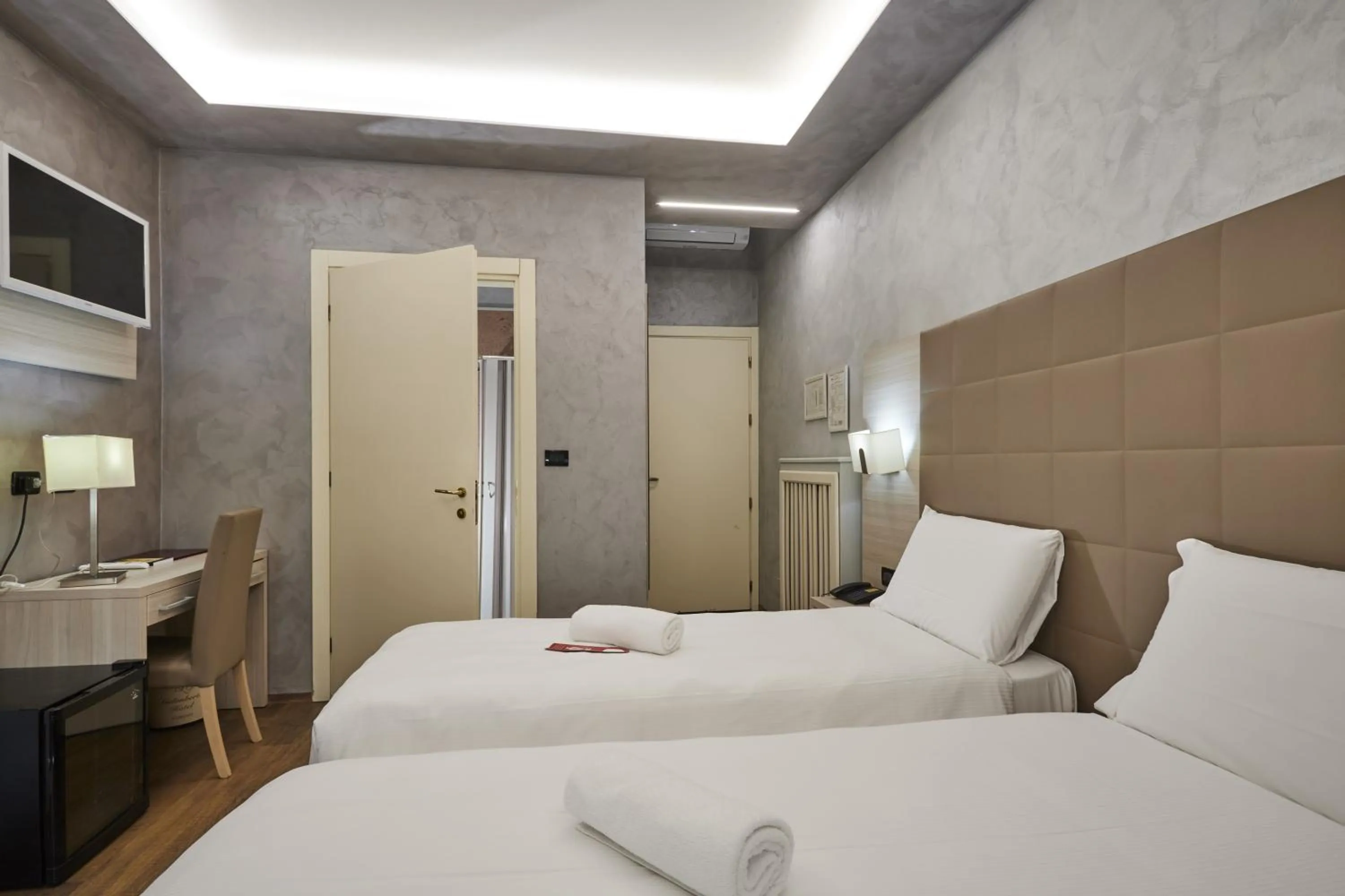 Bed in Hotel Galimberti