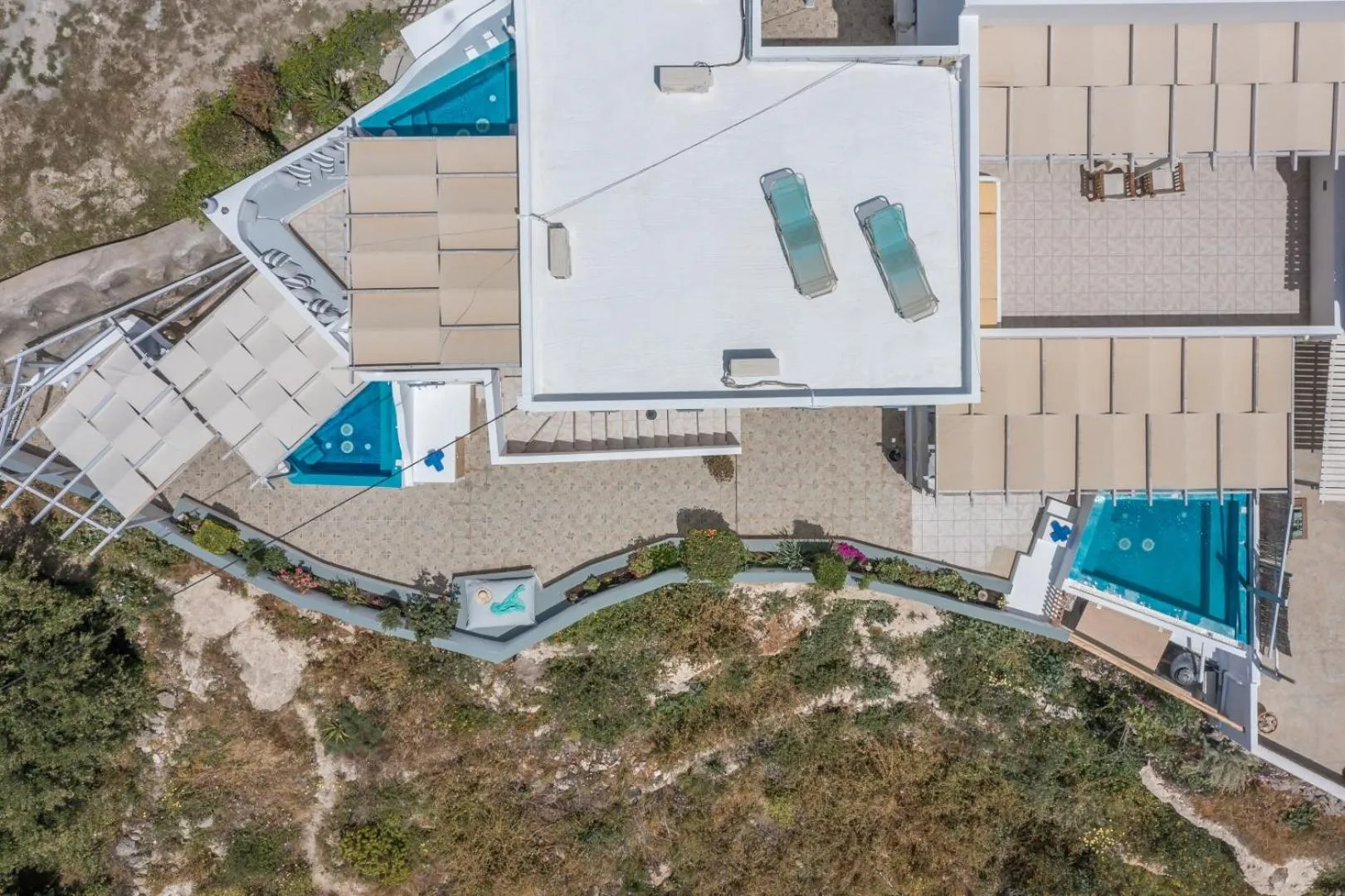 Property building in Vira Vivere Houses