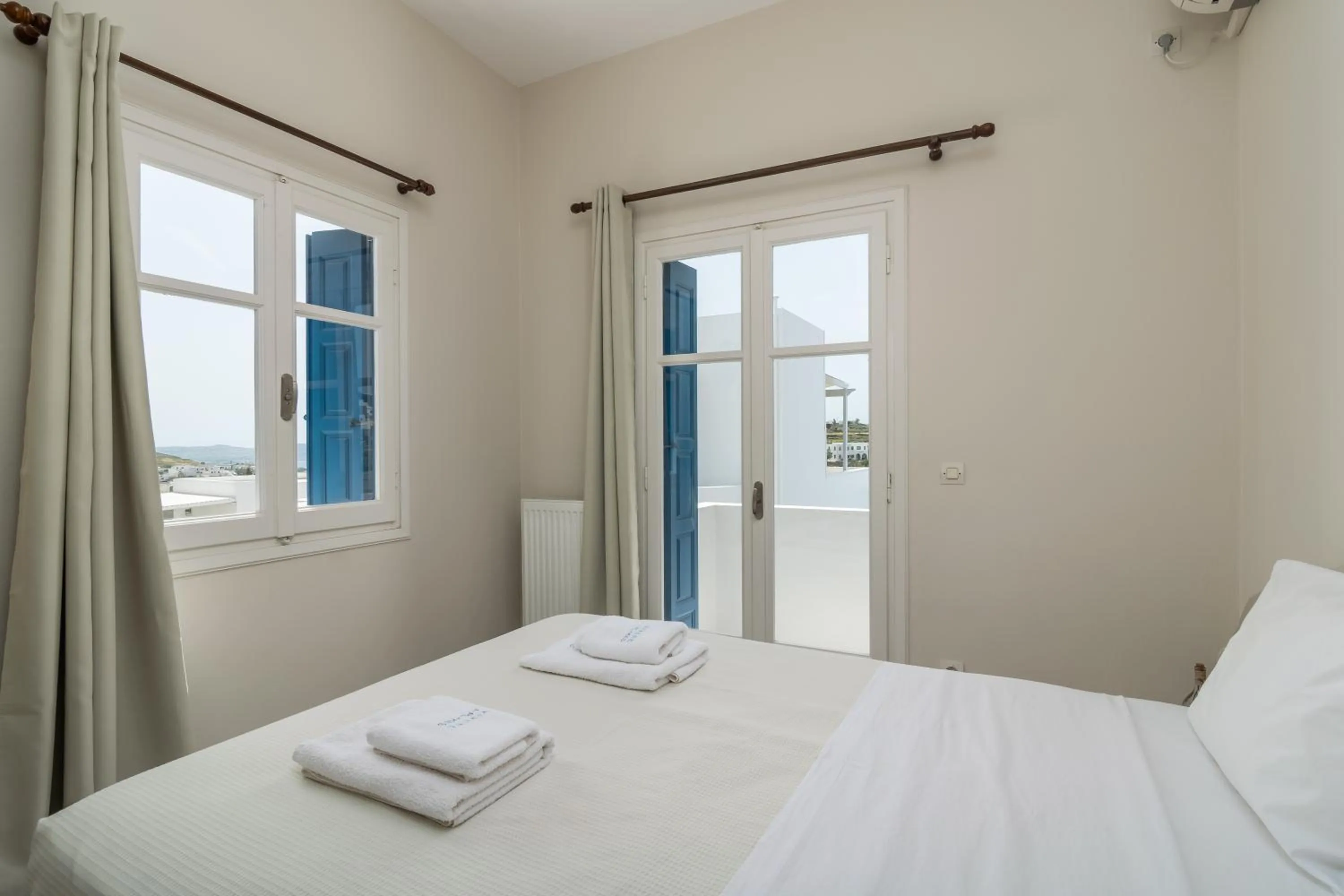 Bed in Vira Vivere Houses
