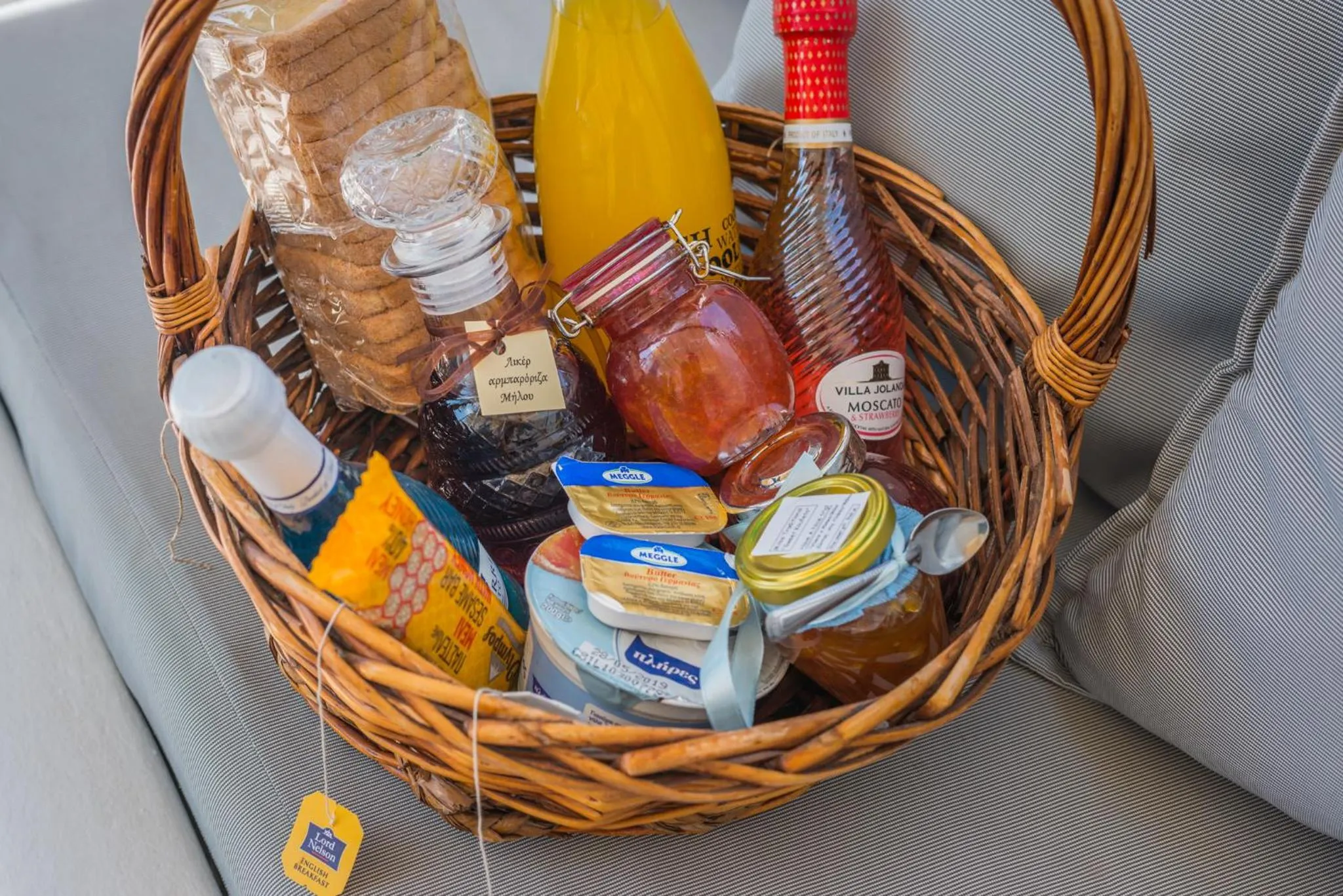 Food and drinks in Vira Vivere Houses