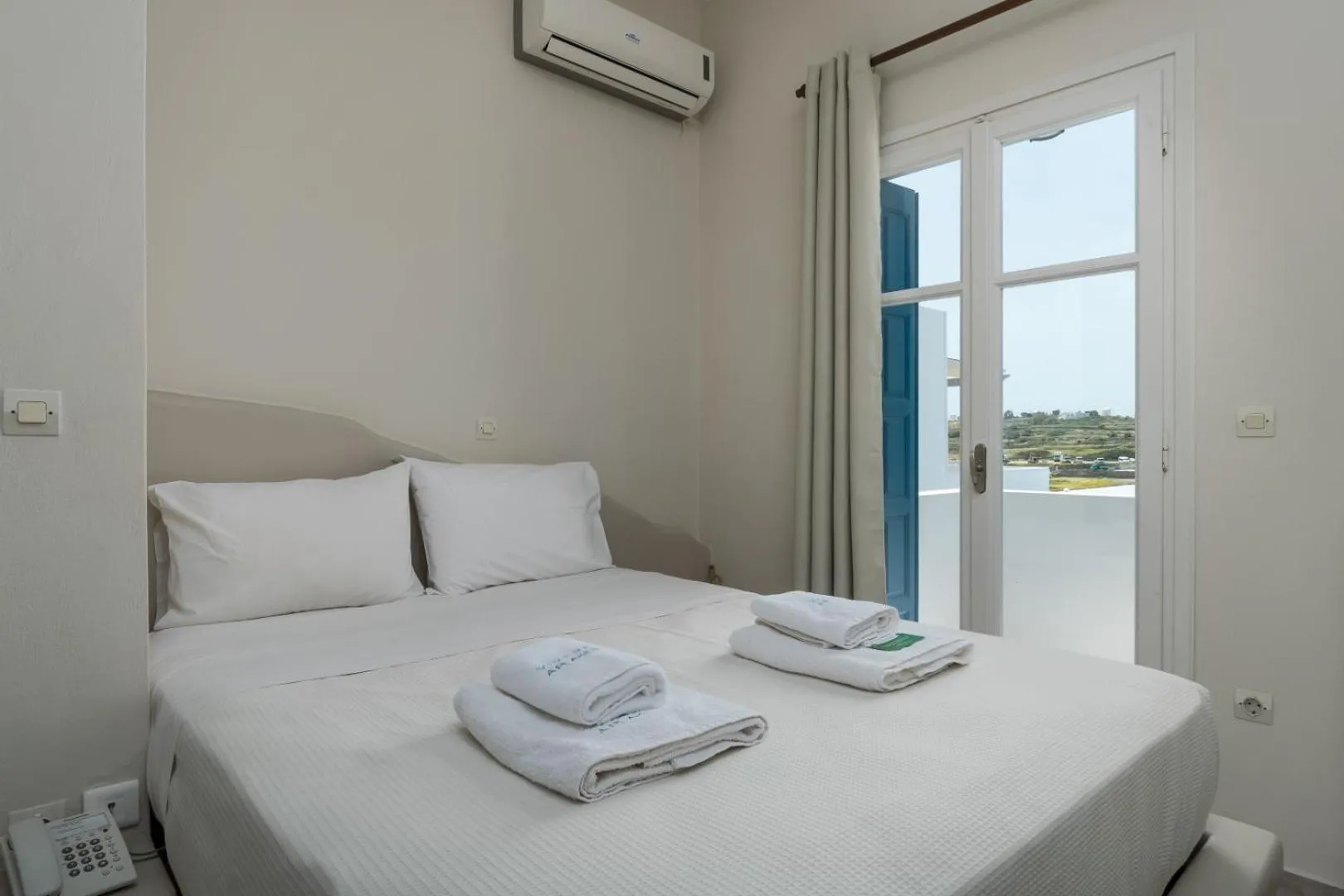 Bedroom, Bed in Vira Vivere Houses