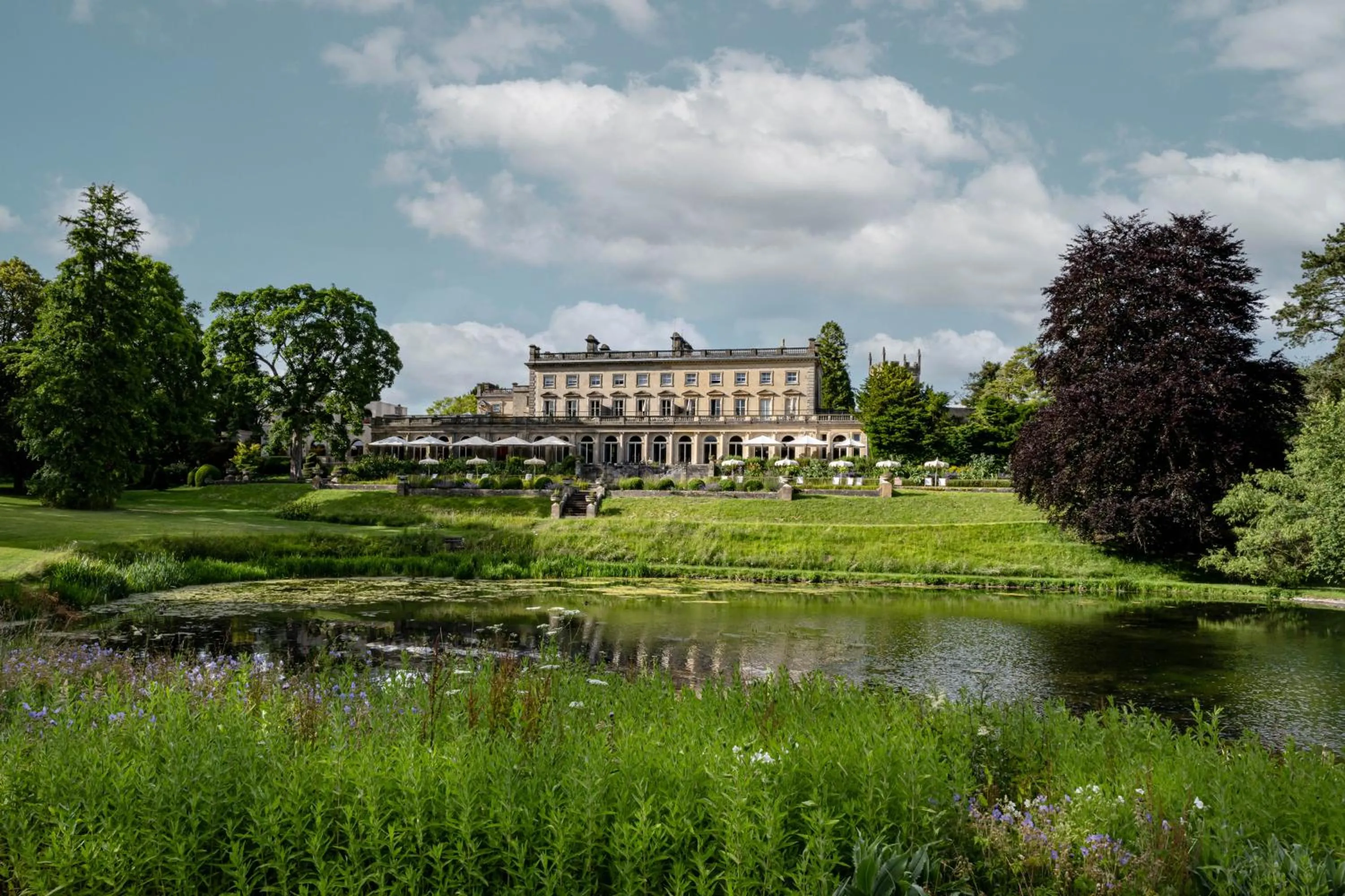Property building in Cowley Manor Experimental