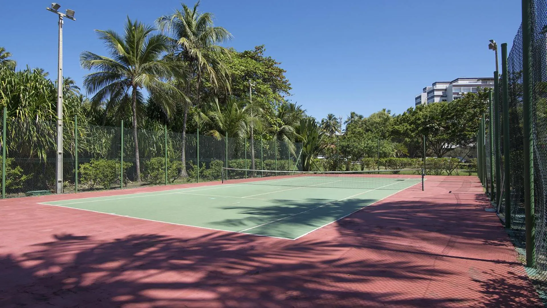 Tennis court in Jatiuca Hotel & Resort