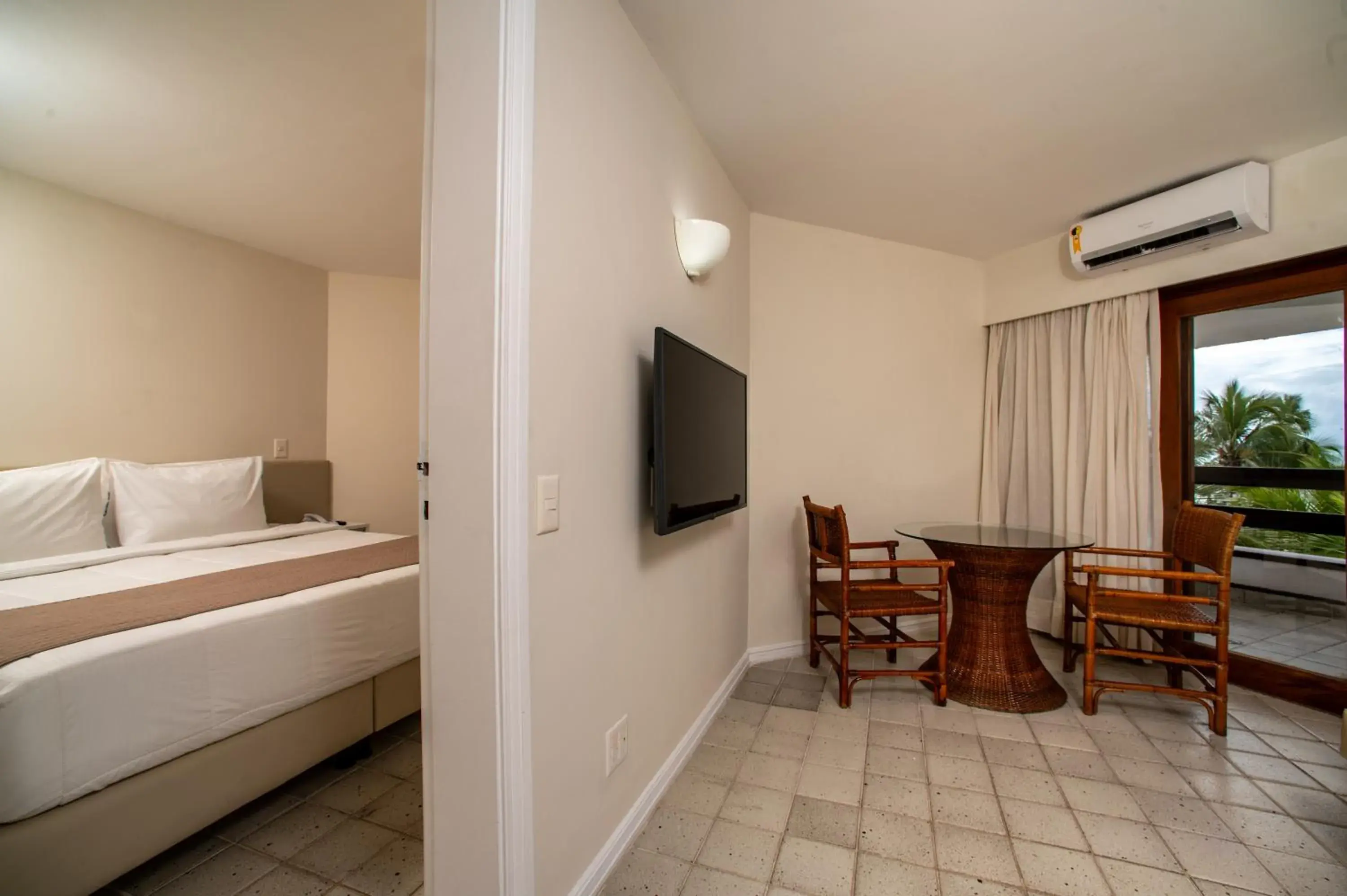 Double Apartment with Balcony and Sea View with living room - single occupancy in Jatiúca Suites Resort by Slaviero Hotéis Double Apartment with Balcony and Sea View with living room - single occupancy in Jatiúca Suites Resort by Slaviero Hotéis