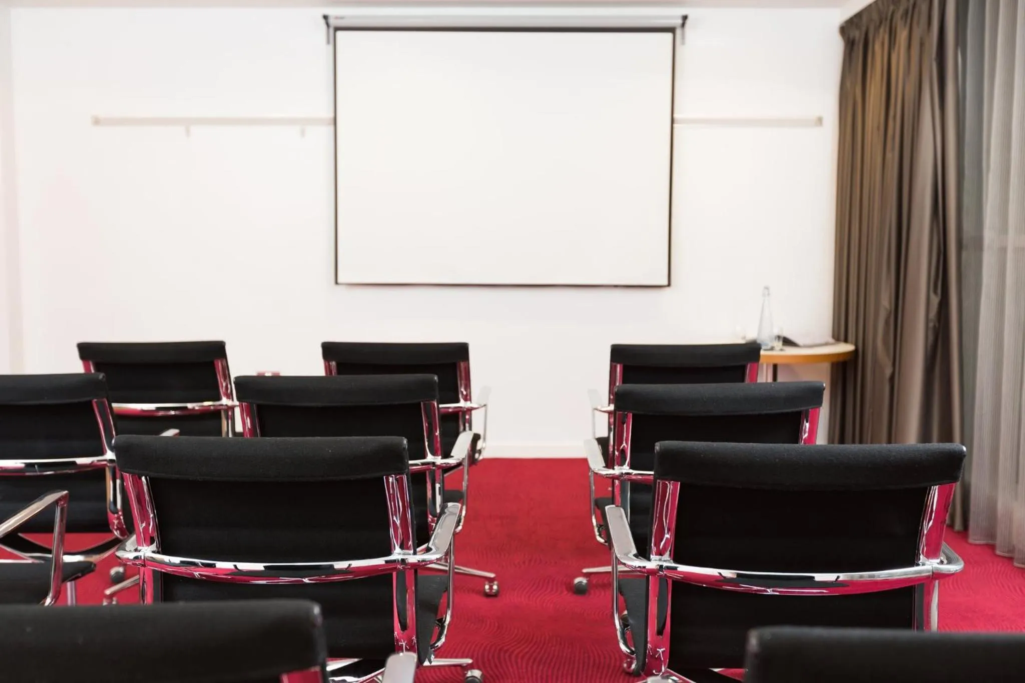 Meeting/conference room in Holiday Inn Manchester-Mediacityuk by IHG