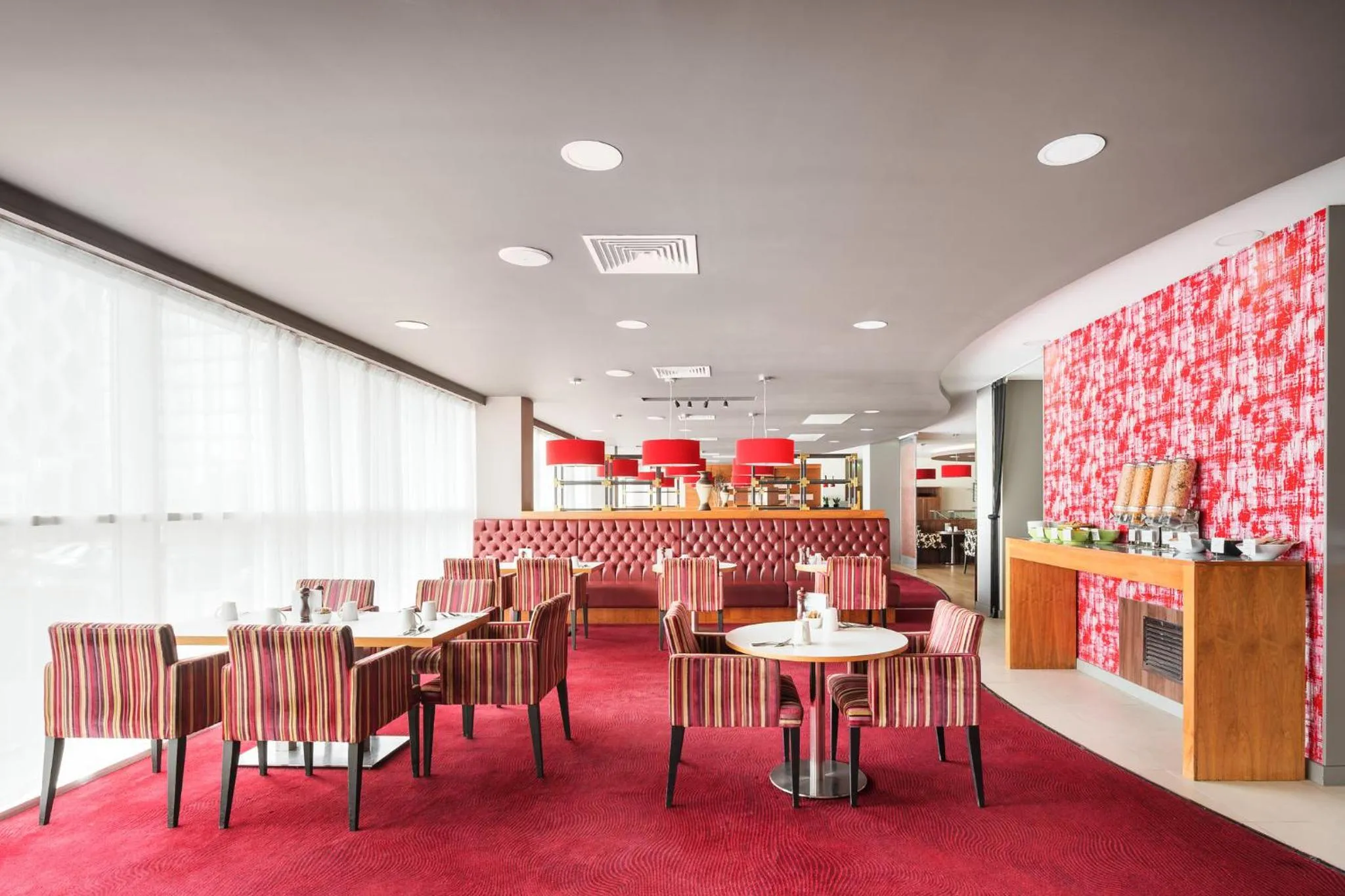 Breakfast in Holiday Inn Manchester-Mediacityuk by IHG