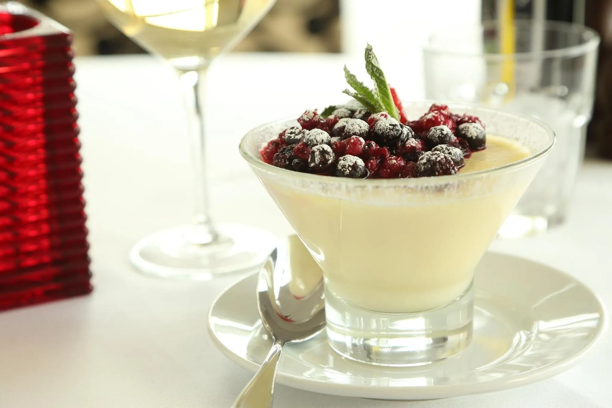 Restaurant/places to eat in Holiday Inn Manchester-Mediacityuk by IHG