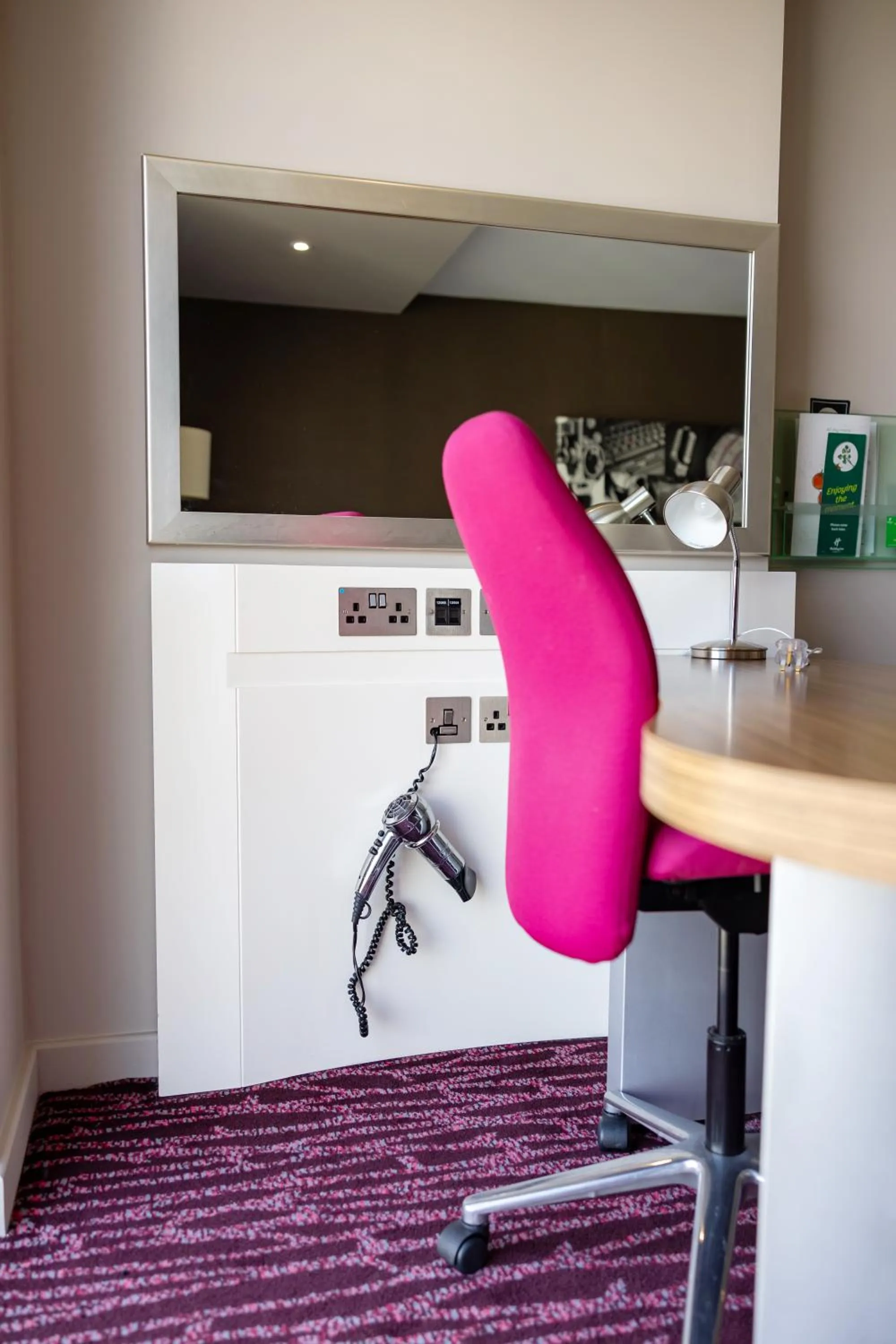 hair dryier in Holiday Inn Manchester-Mediacityuk by IHG