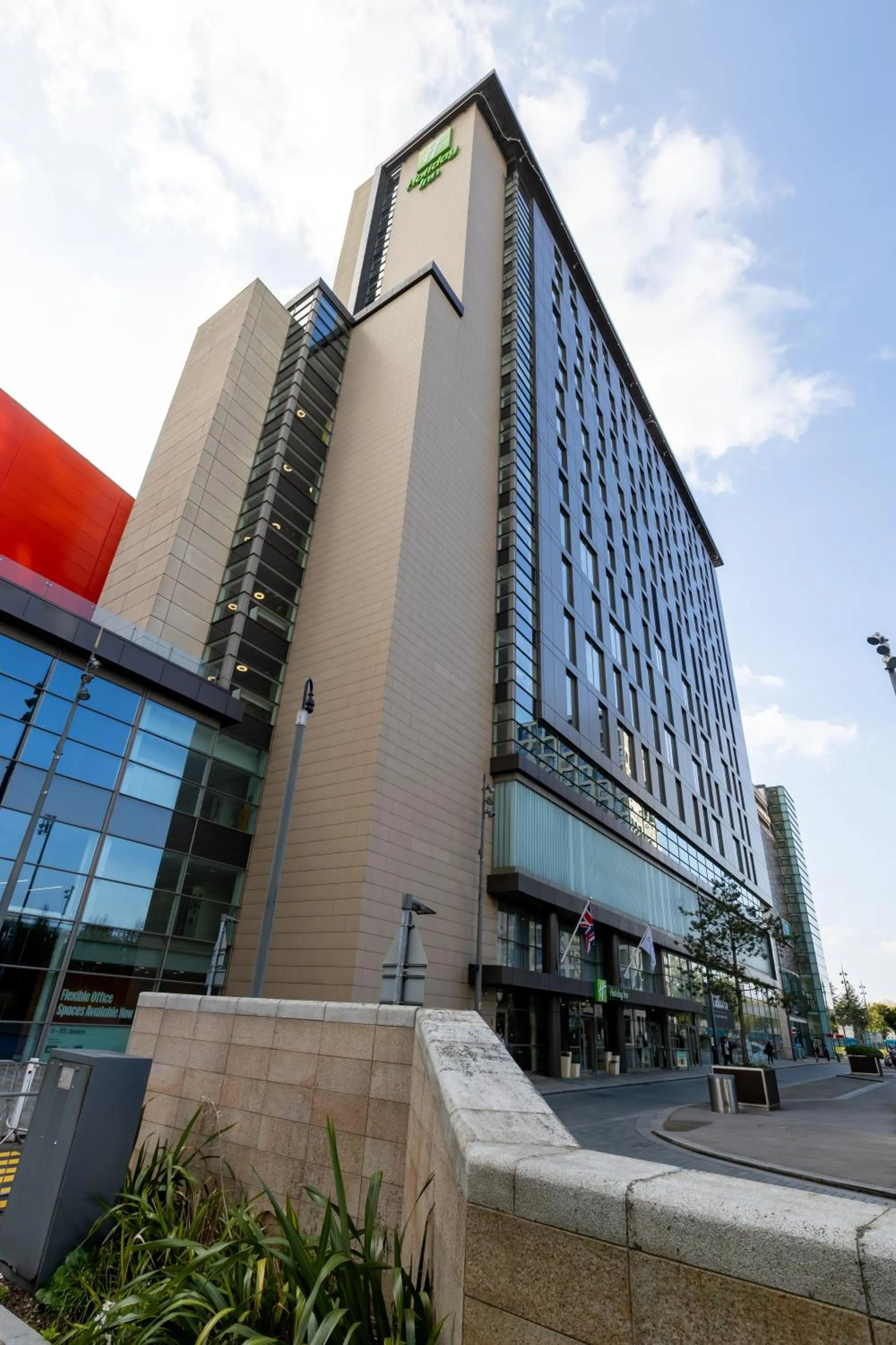 Property building in Holiday Inn Manchester-Mediacityuk by IHG