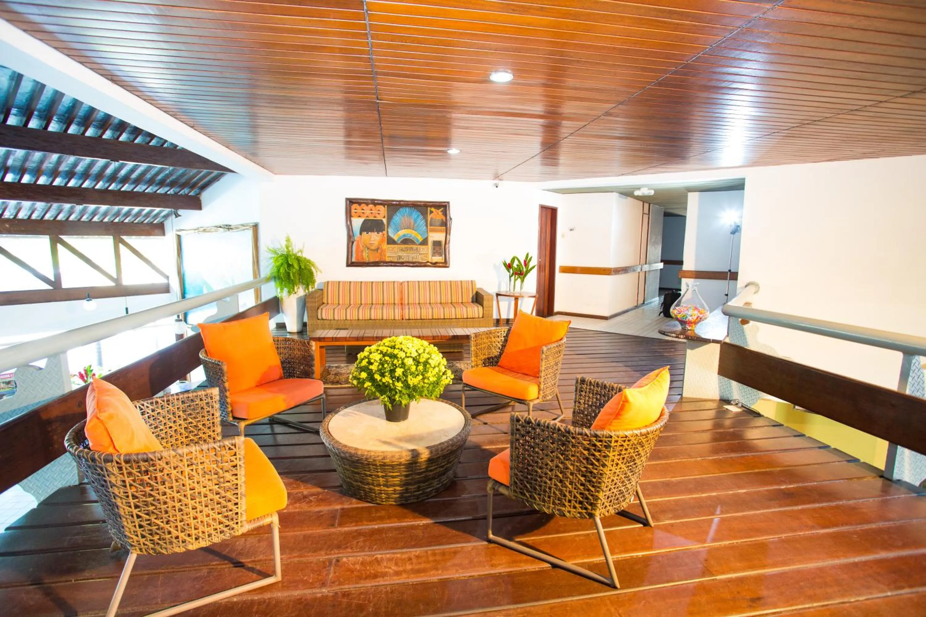 Lounge or bar in Monte Pascoal Praia Hotel