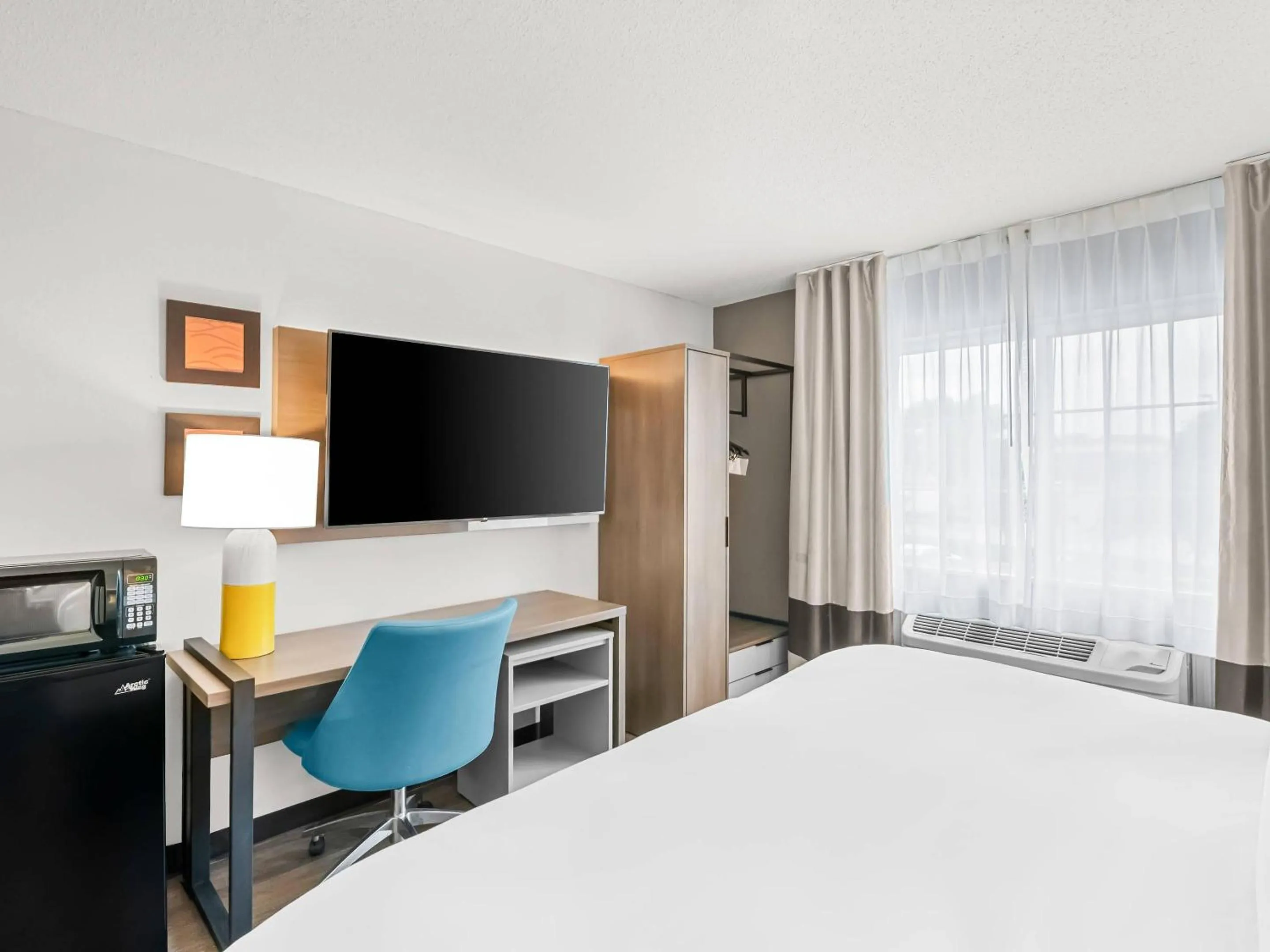 Bedroom, Bed in Comfort Inn & Suites Bellevue - Omaha Offutt AFB