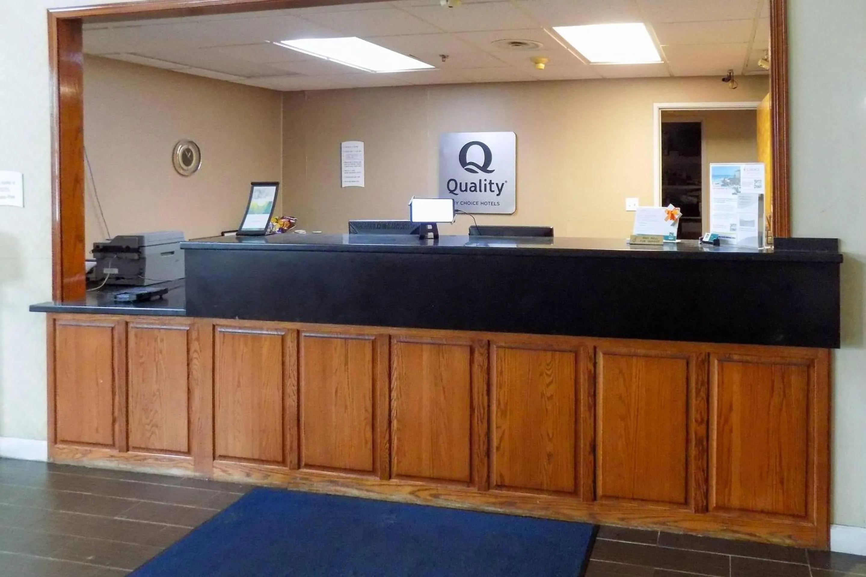 Lobby or reception in Quality Inn Kingdom City I-70