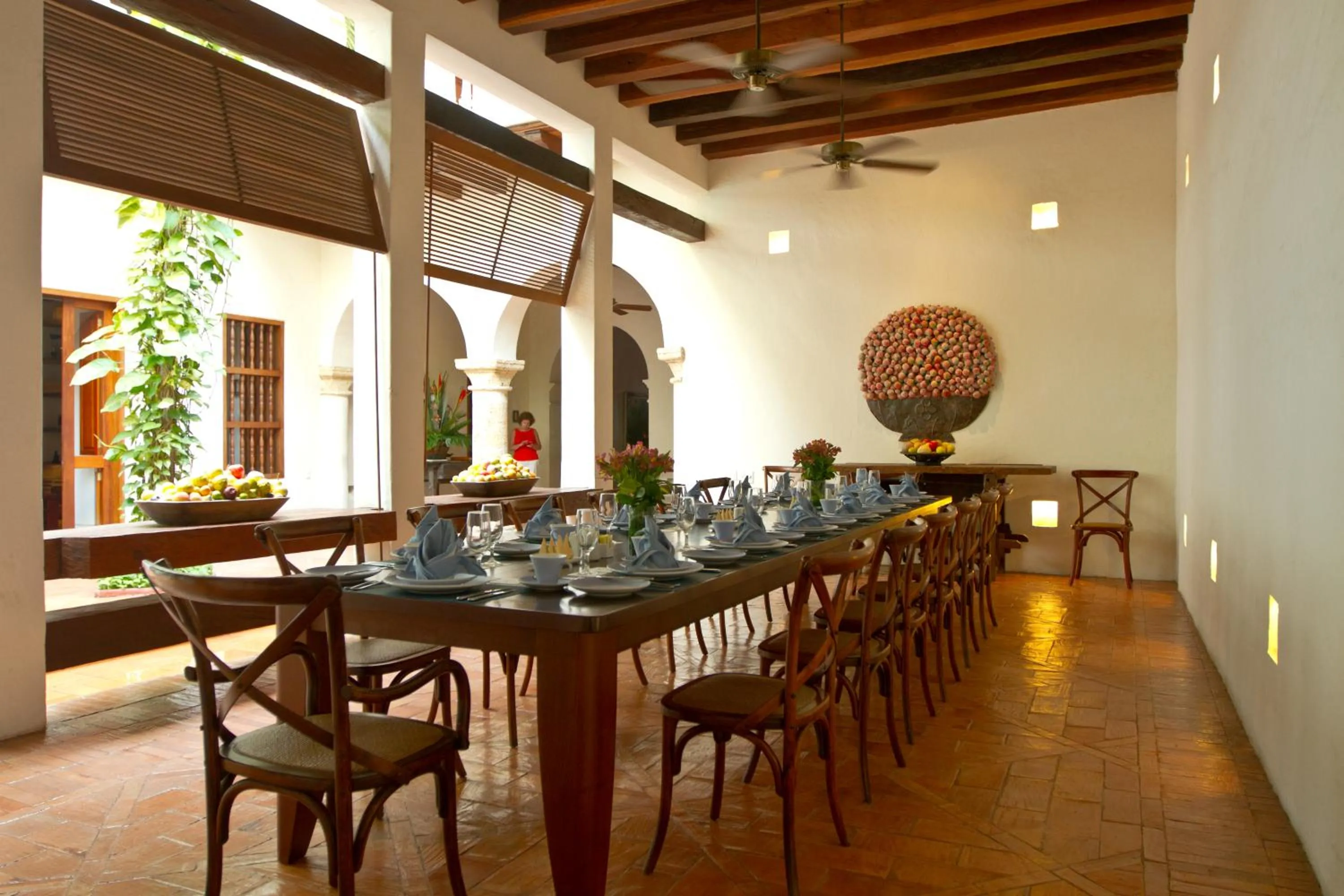 Restaurant/places to eat in Hotel Quadrifolio