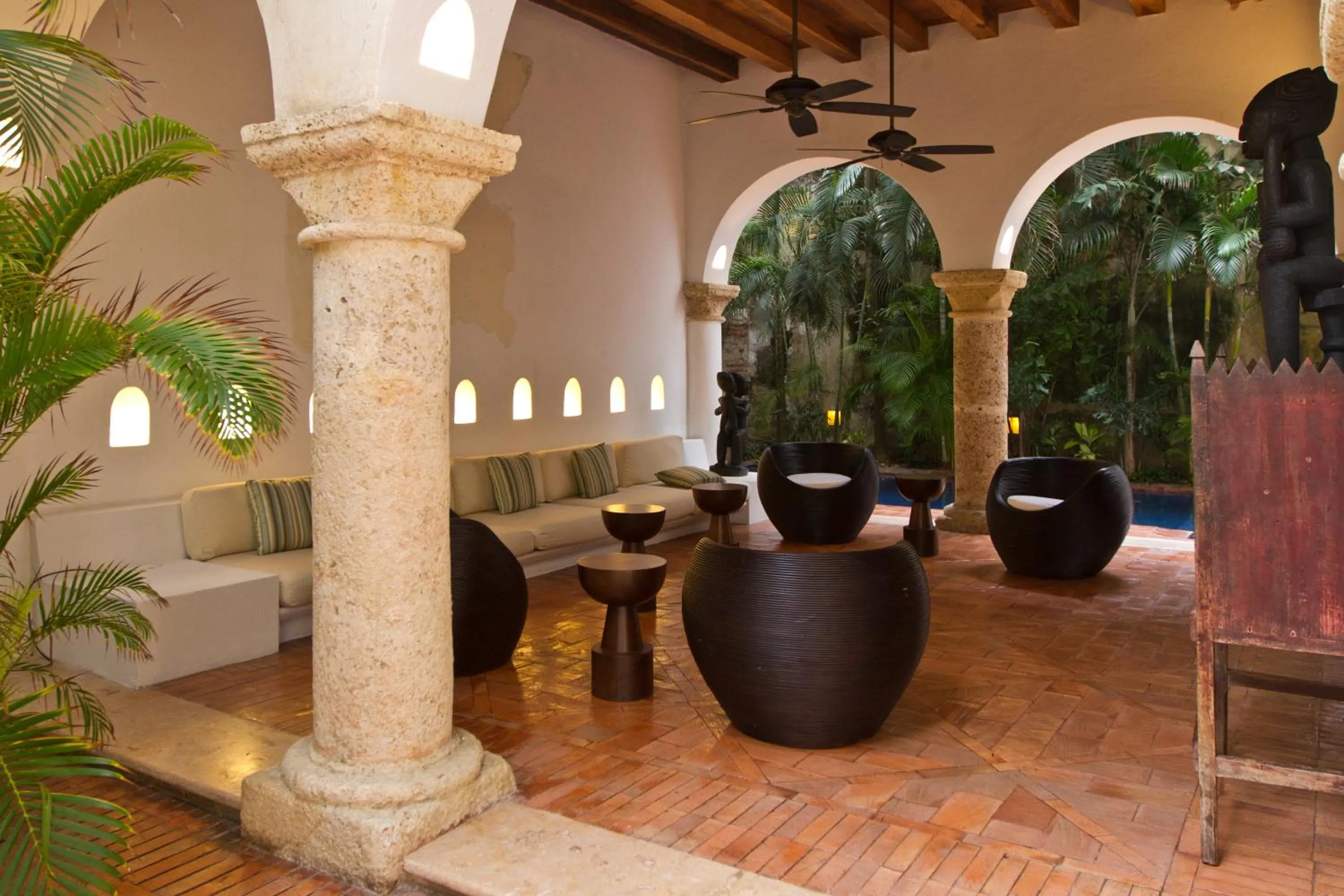 Decorative detail in Hotel Quadrifolio