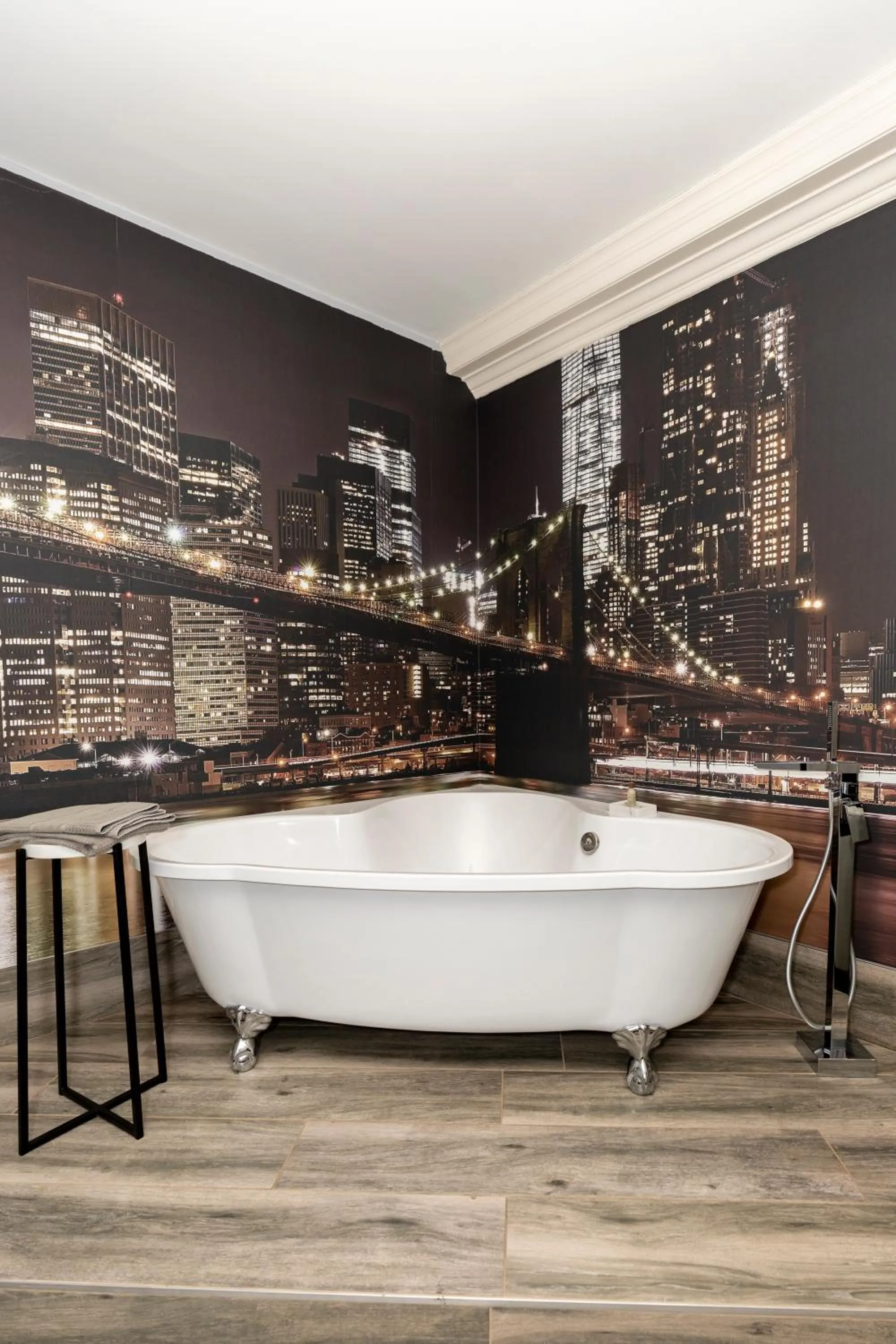 Bath in Inn on Broadway