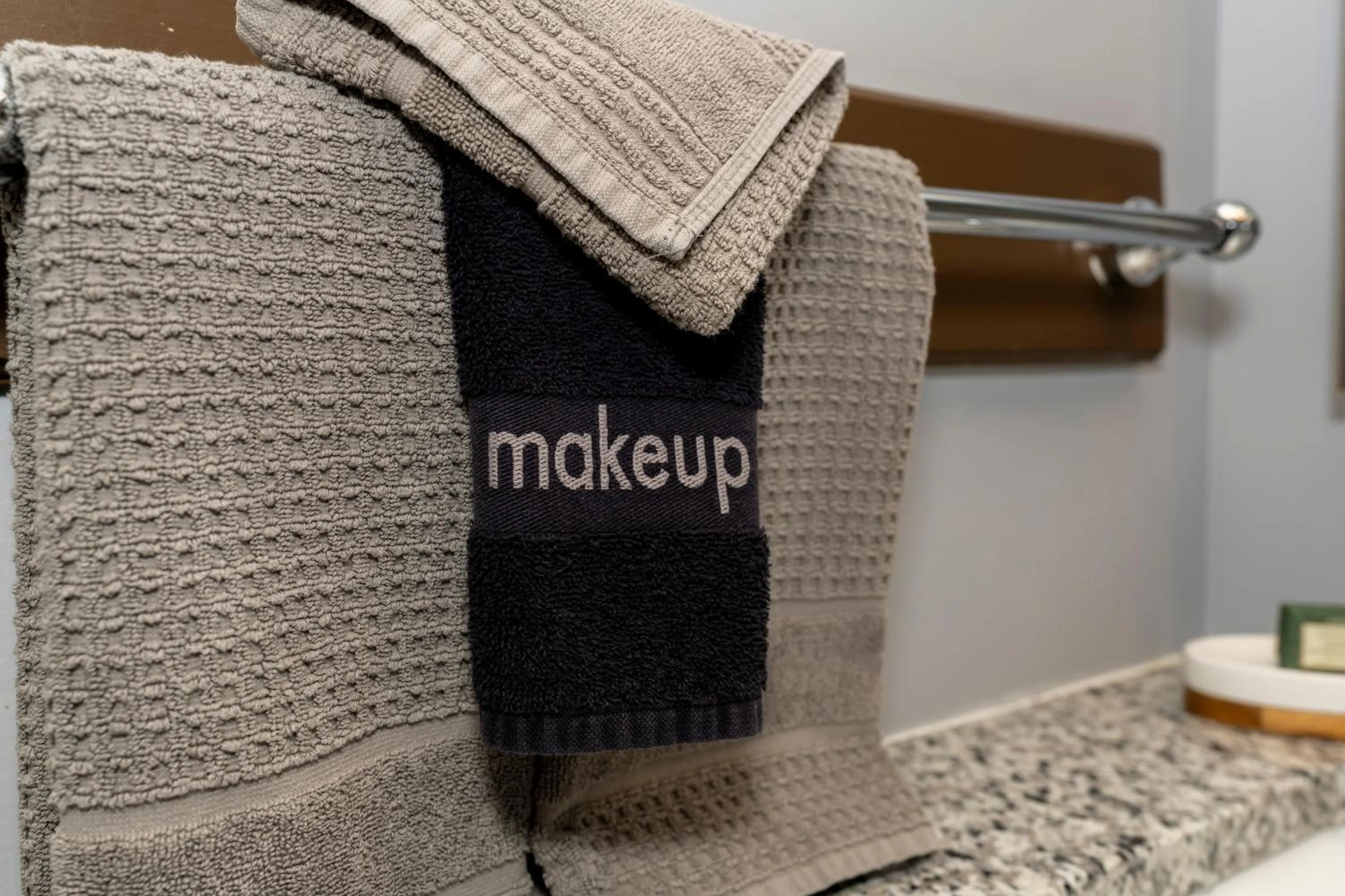 towels in Inn on Broadway