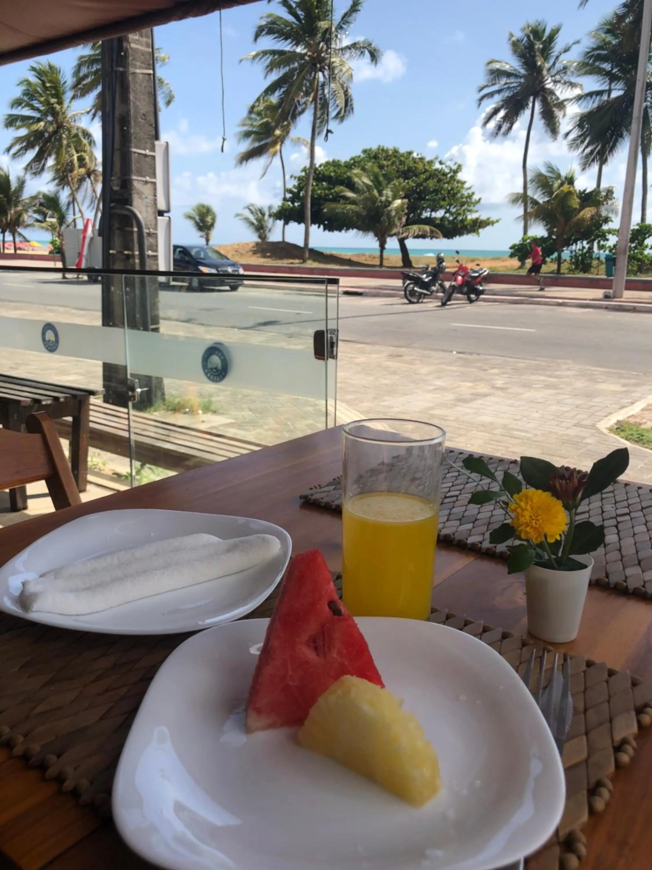 Food and drinks in Pousada Costera