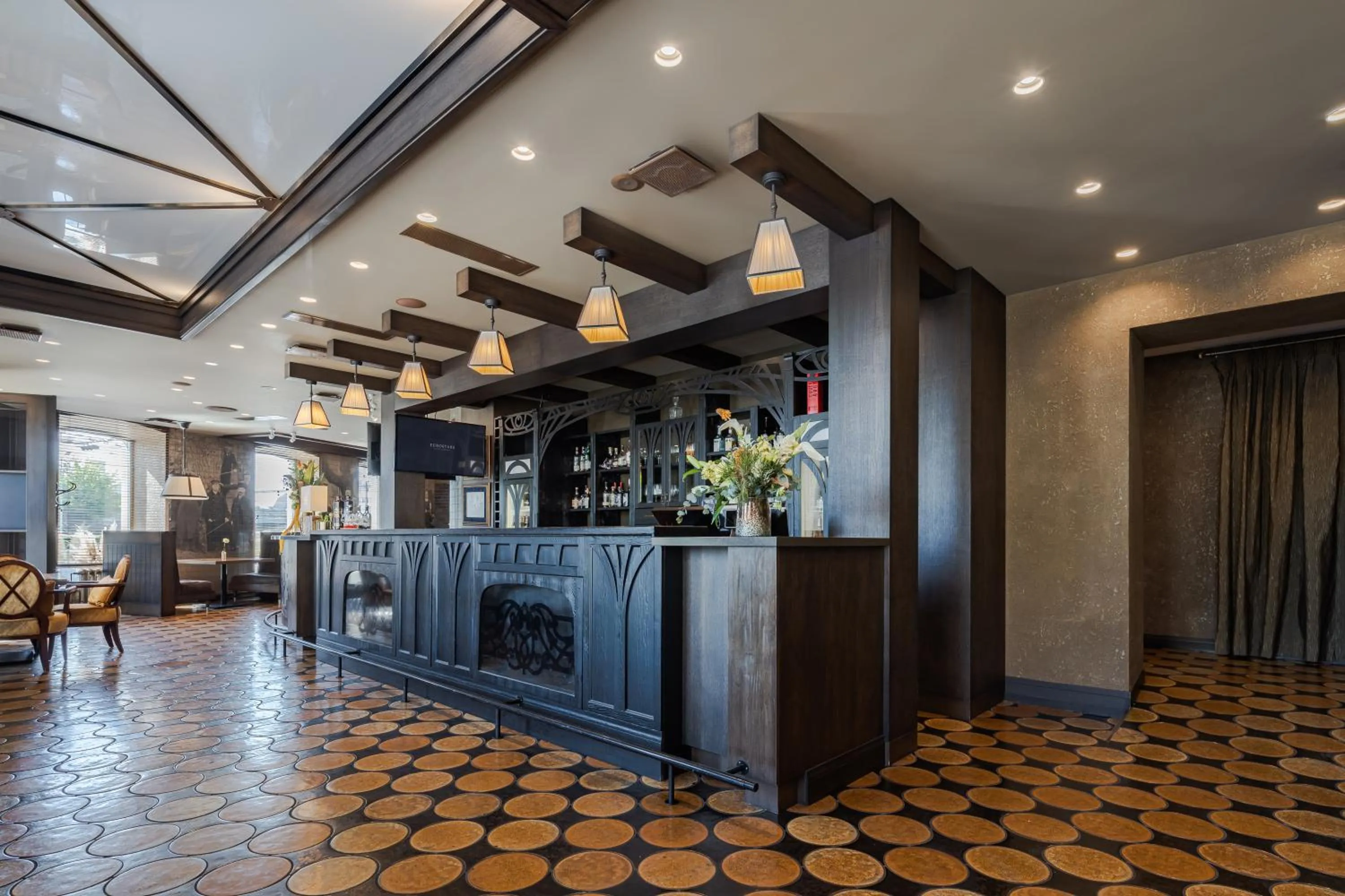 Restaurant/places to eat in Eurostars Metropole