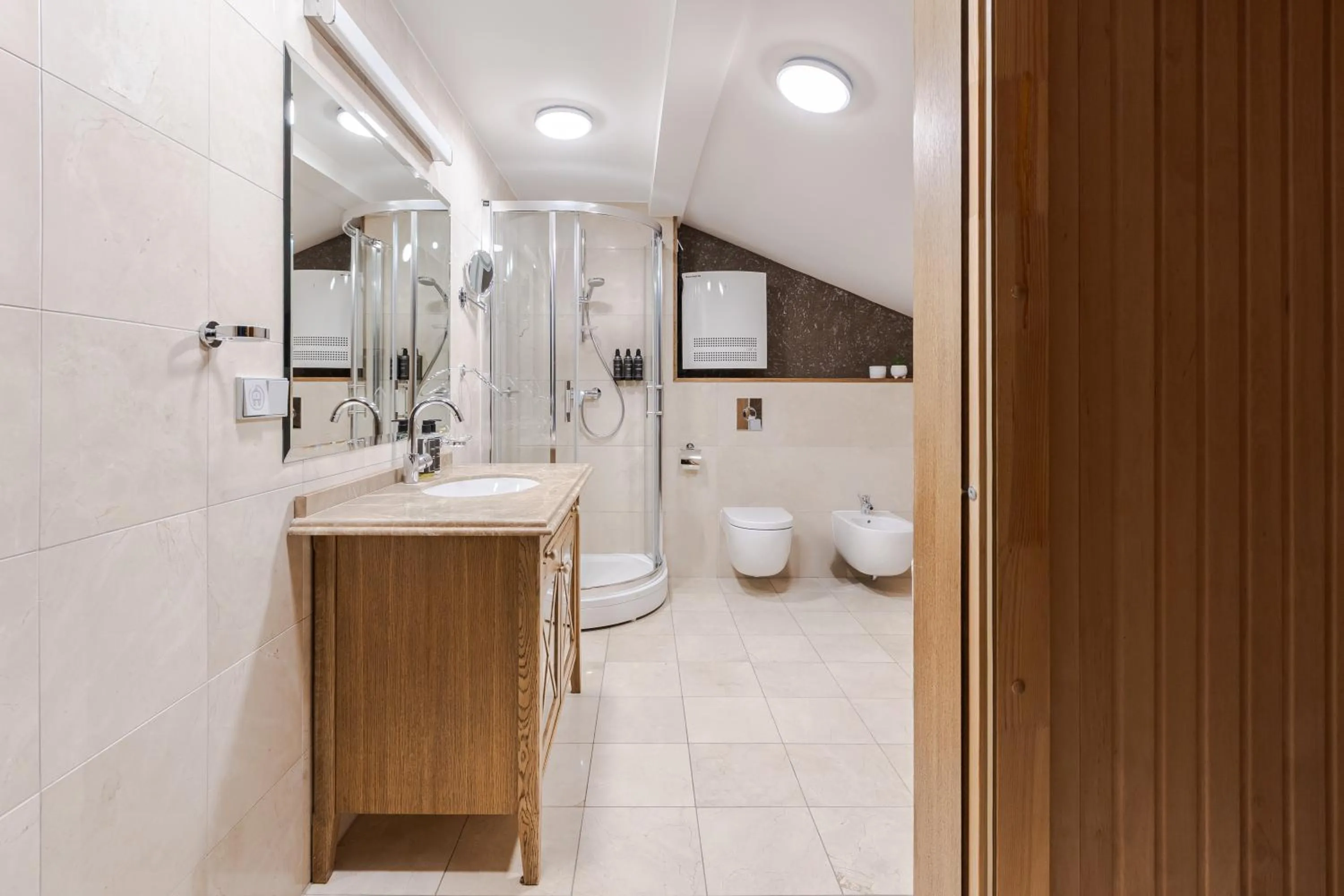 Bathroom in Eurostars Metropole