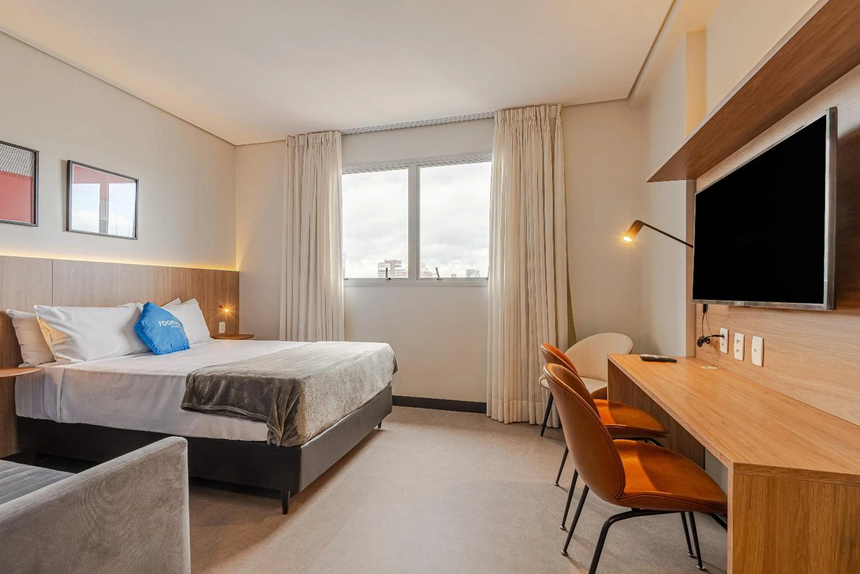 Bed in Roomo Transamerica Santos Gonzaga