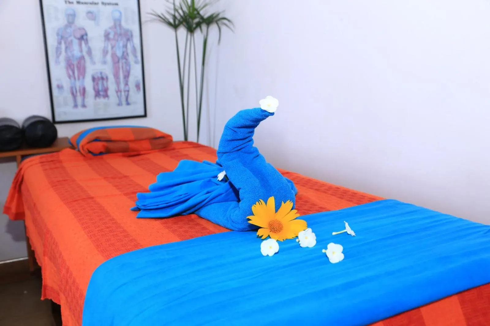 Bed in Topaz Beach Hotel