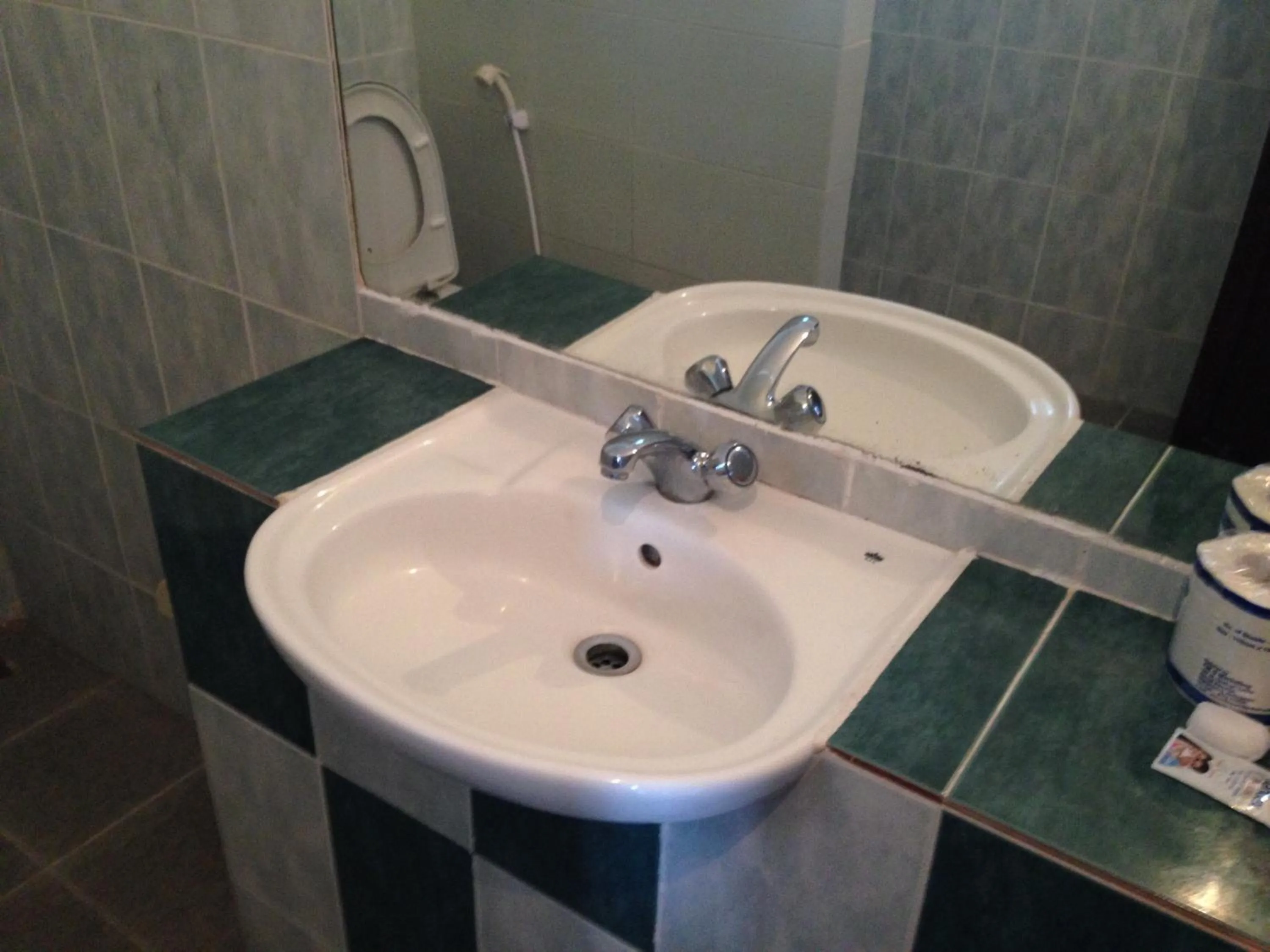 Decorative detail in Topaz Beach Hotel