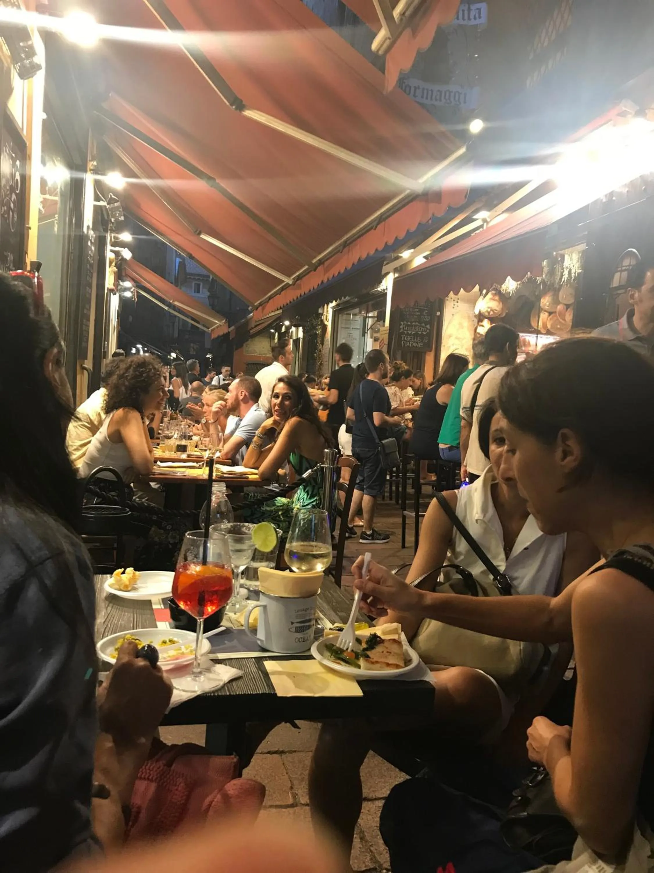 Restaurant/places to eat in Casa Salbego R&B