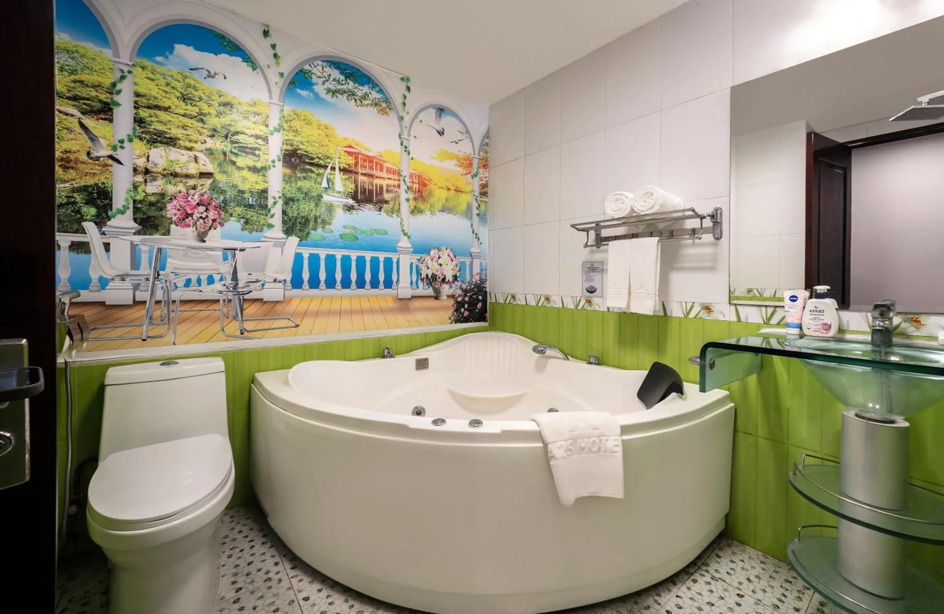 Superior Double Room in A25 Hotel - 45 Phan Chu Trinh Superior Double Room in A25 Hotel - 45 Phan Chu Trinh