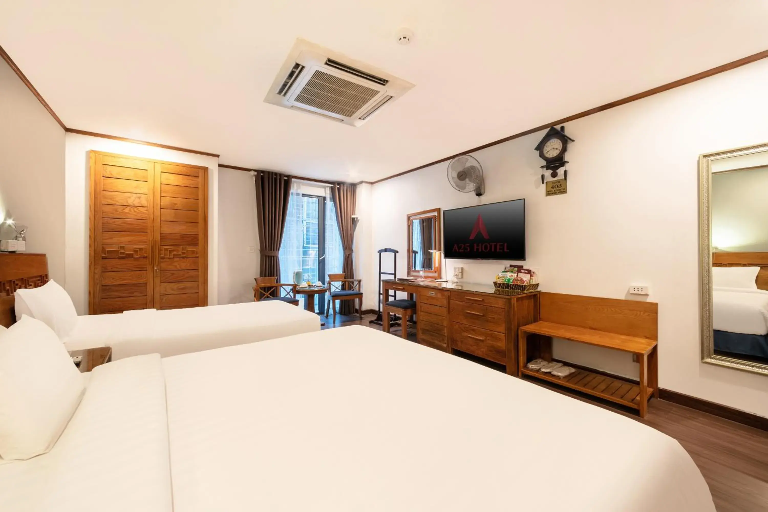 Family Room in A25 Hotel - 45 Phan Chu Trinh Family Room in A25 Hotel - 45 Phan Chu Trinh