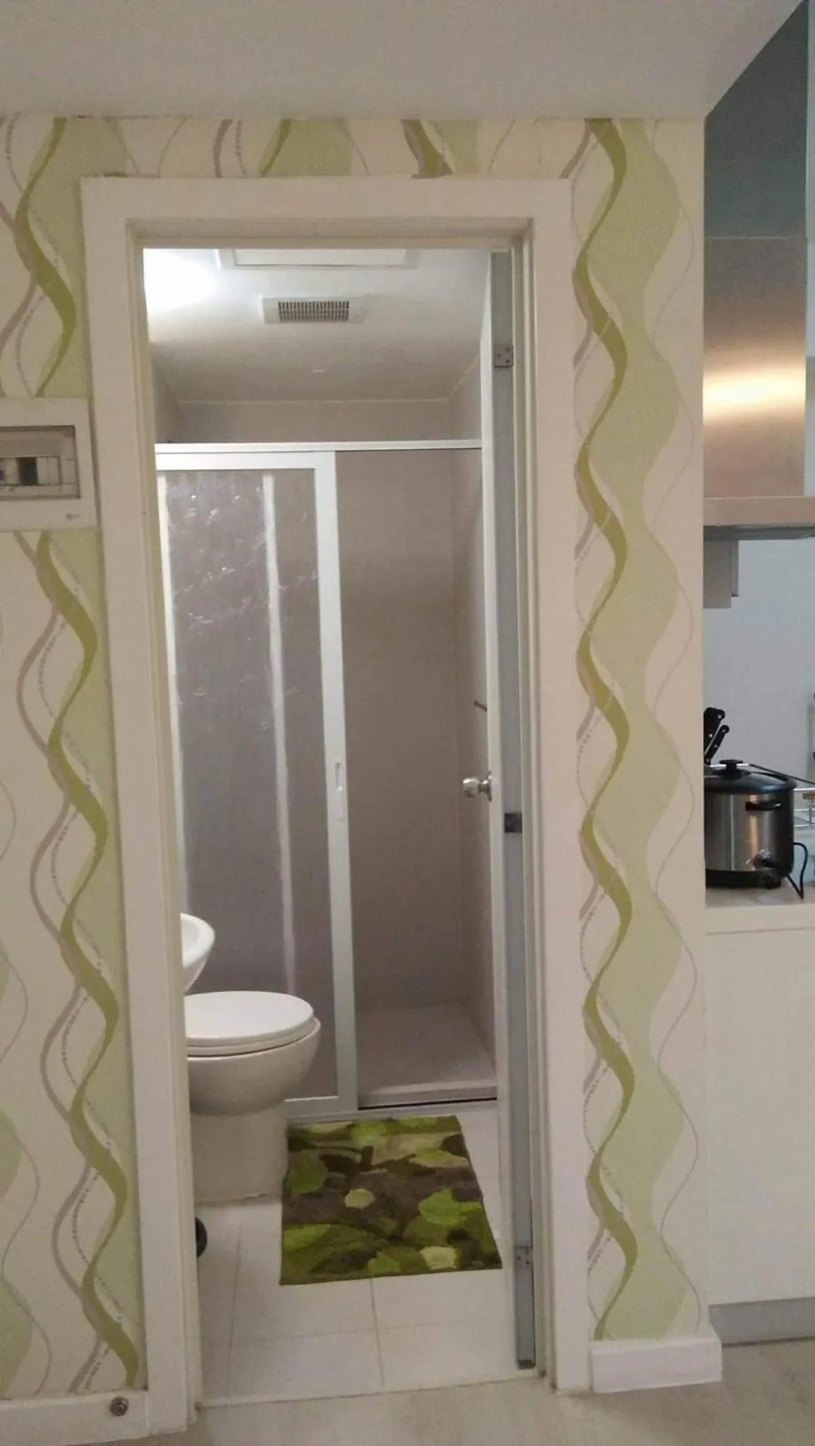 Bathroom in Azure Residences by Van Florendo