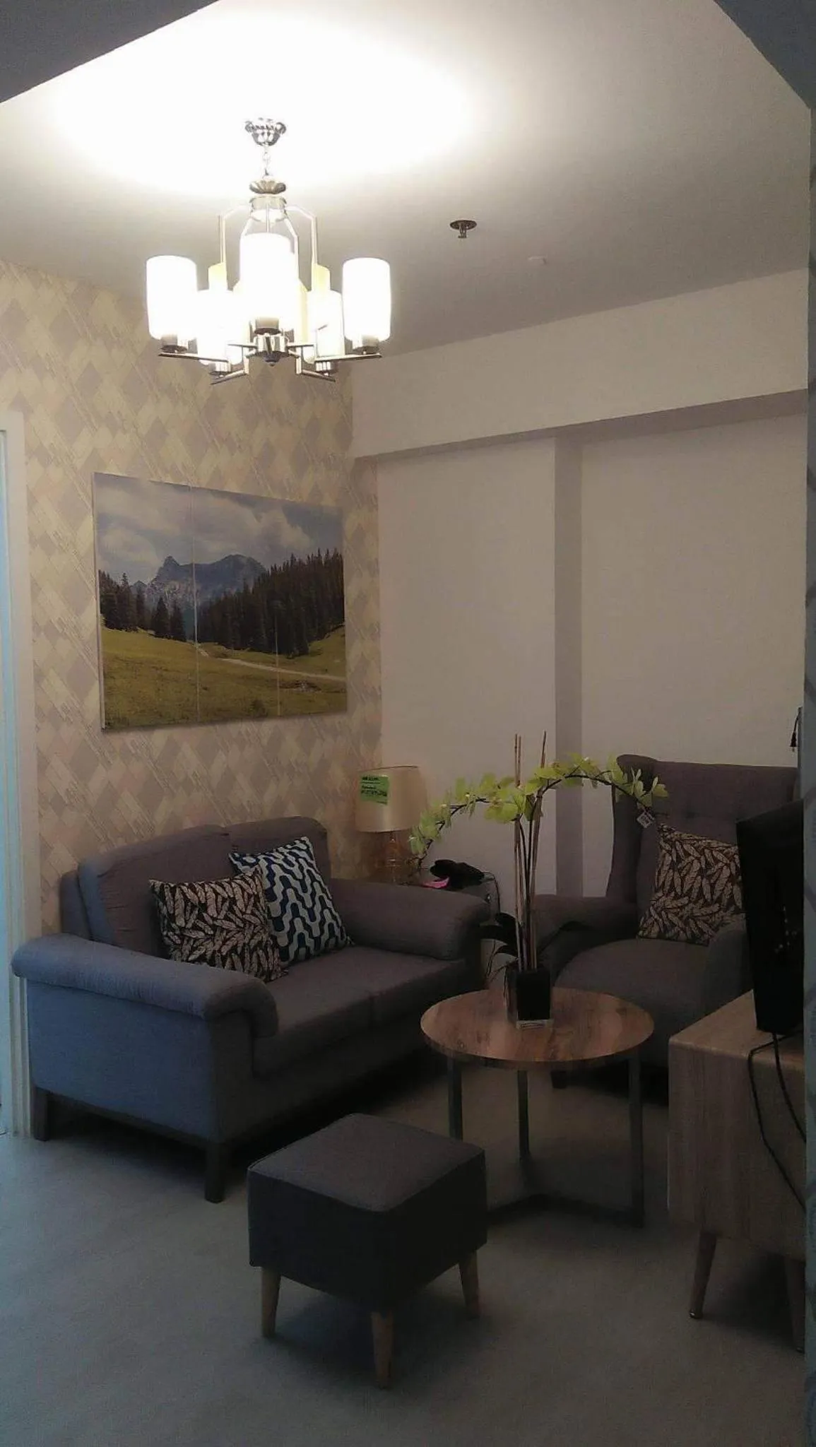 Living room in Azure Residences by Van Florendo