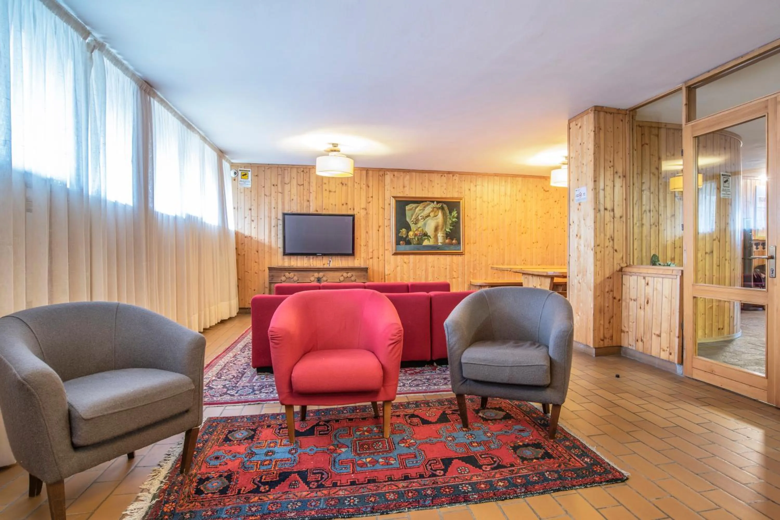 Communal lounge/ TV room in Veronza Clubresidence