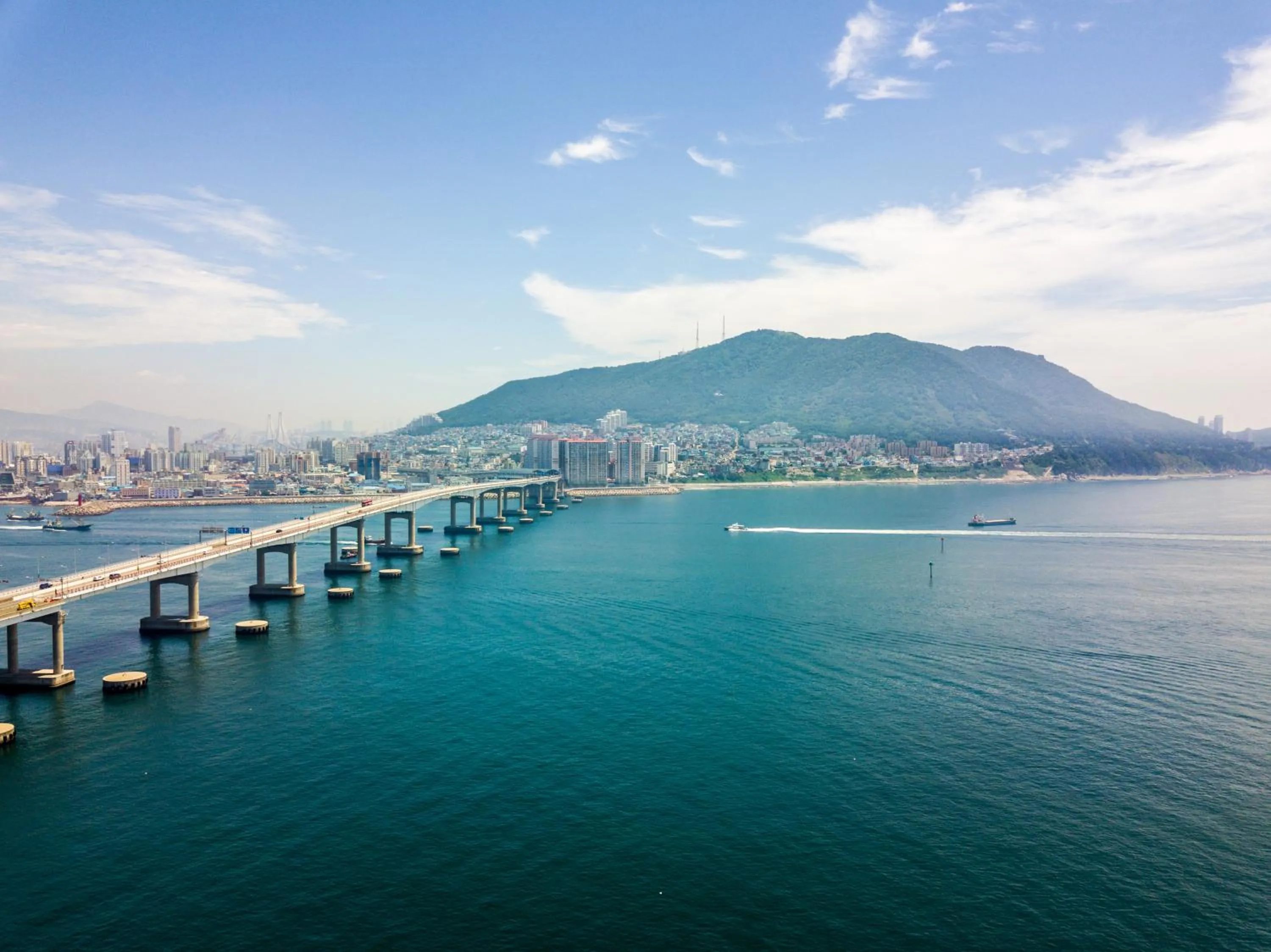 Sea view in 2 Heaven Hotel Songdo