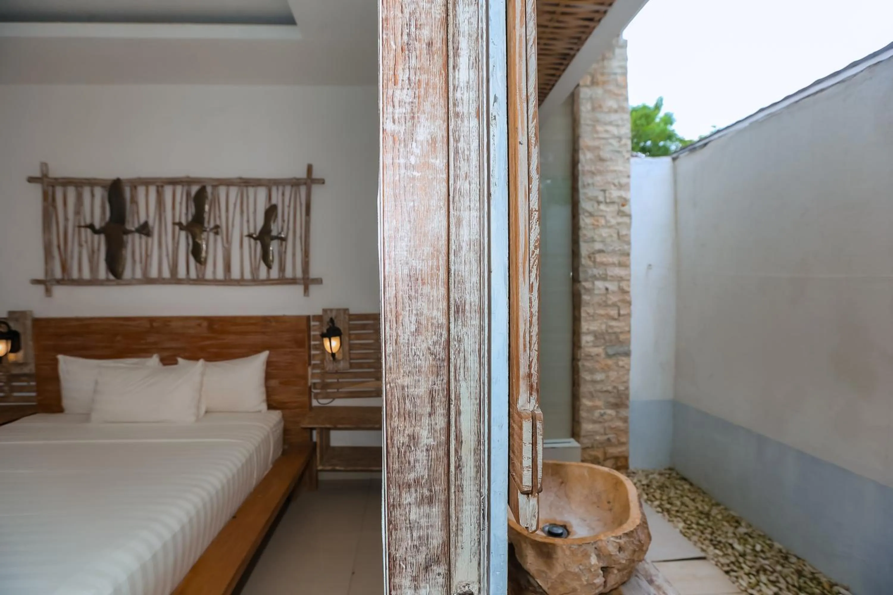 Bed in The 5 Brothers Hotel