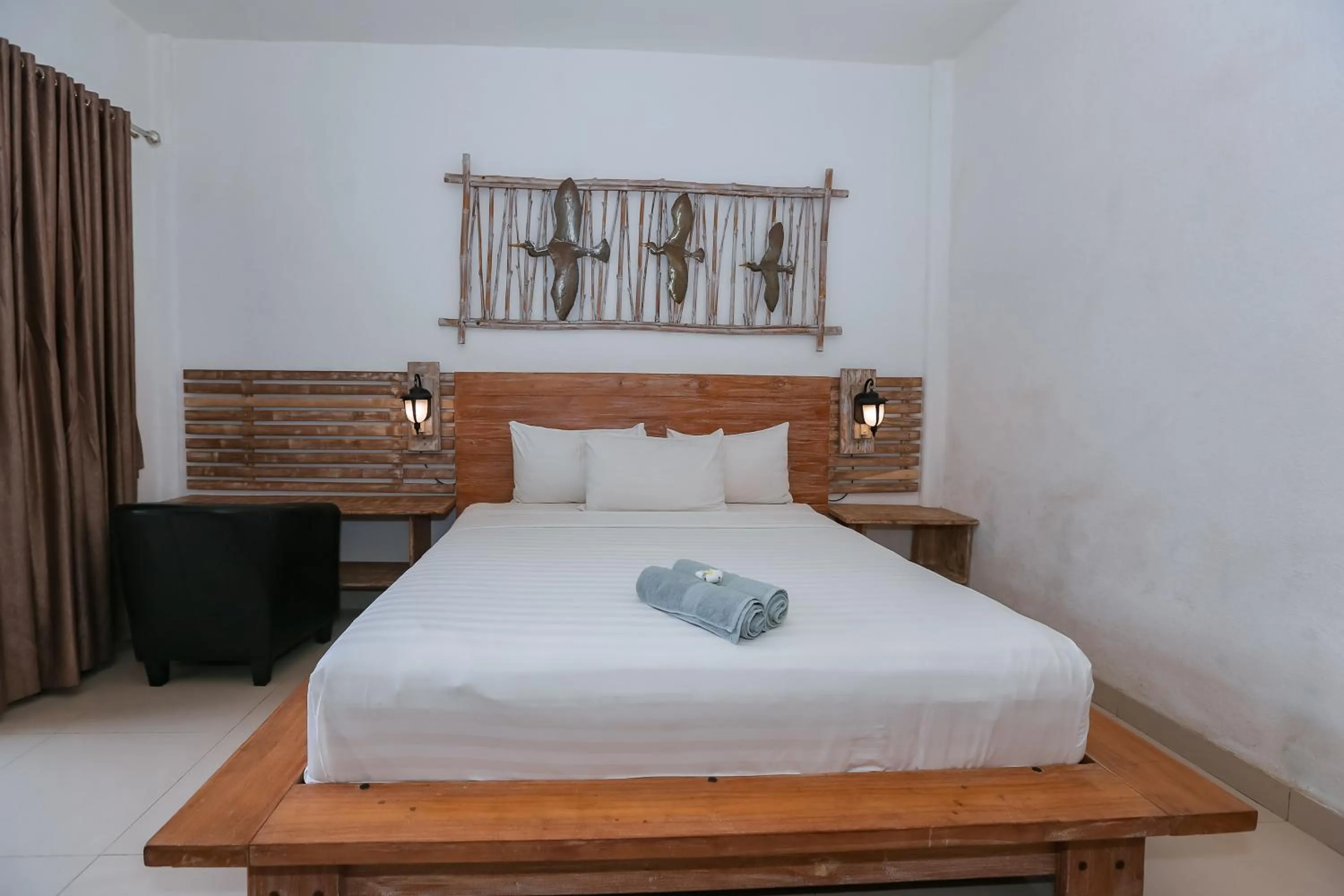 Bed in The 5 Brothers Hotel