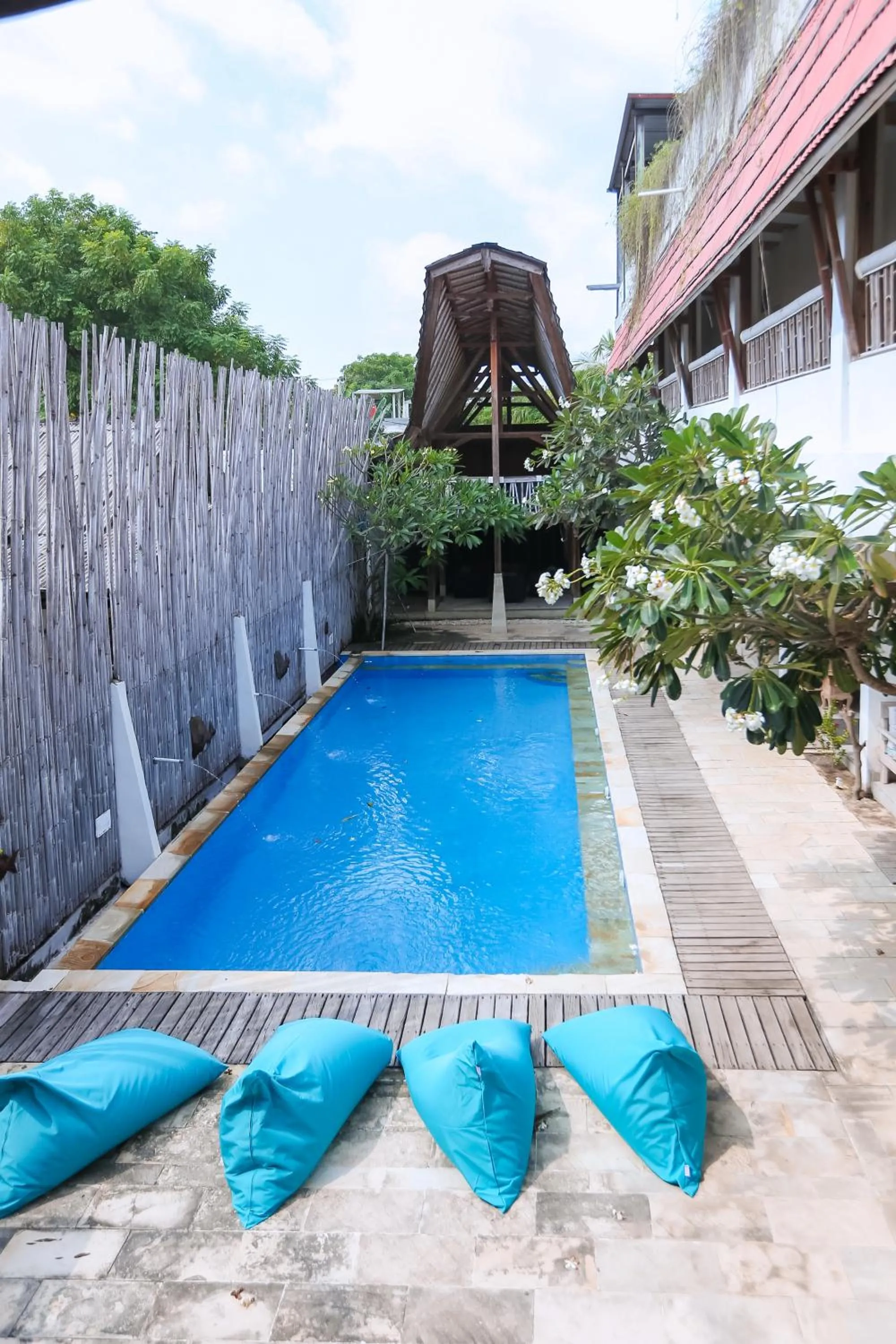 The 5 Brothers Hotel