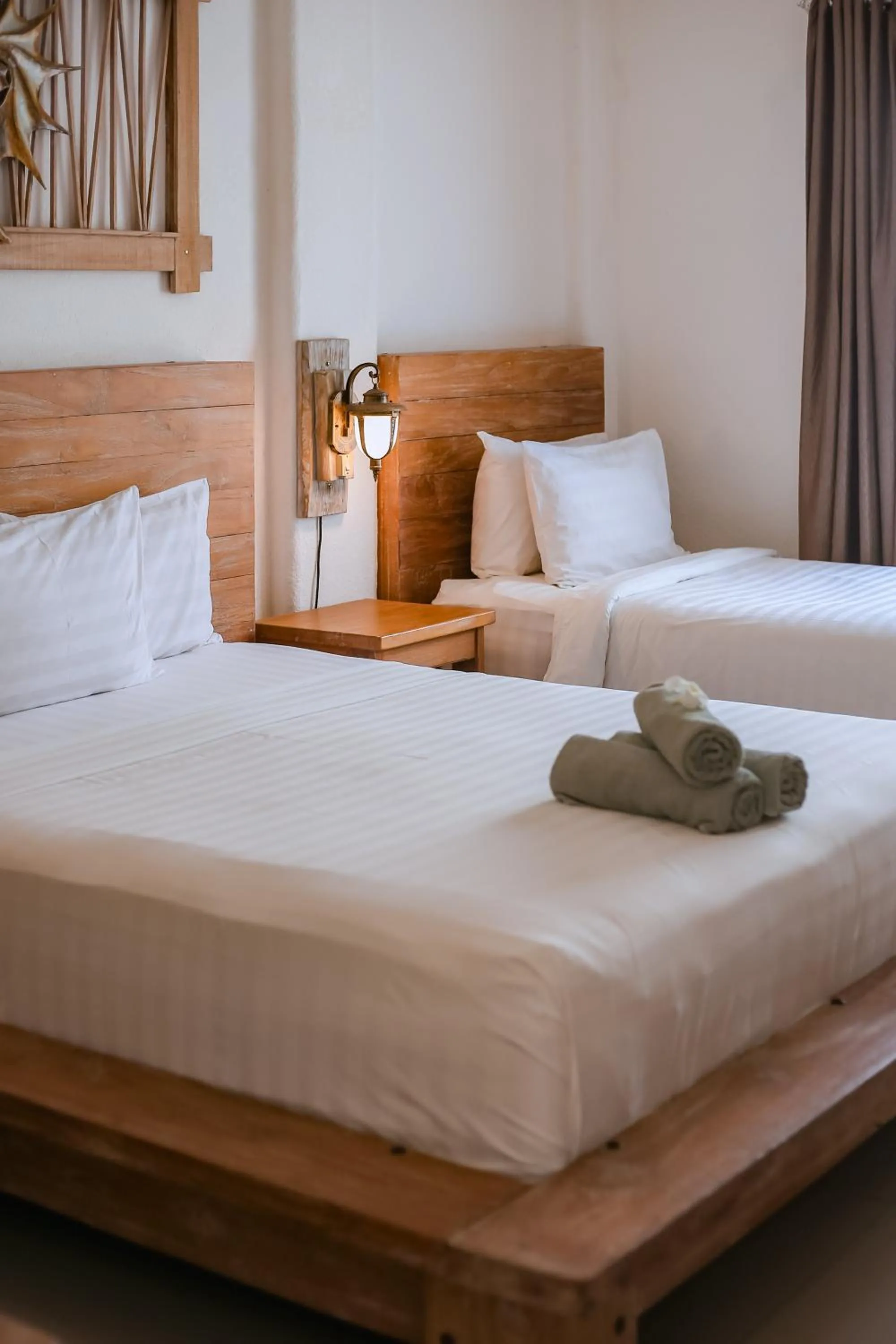 Bed in The 5 Brothers Hotel