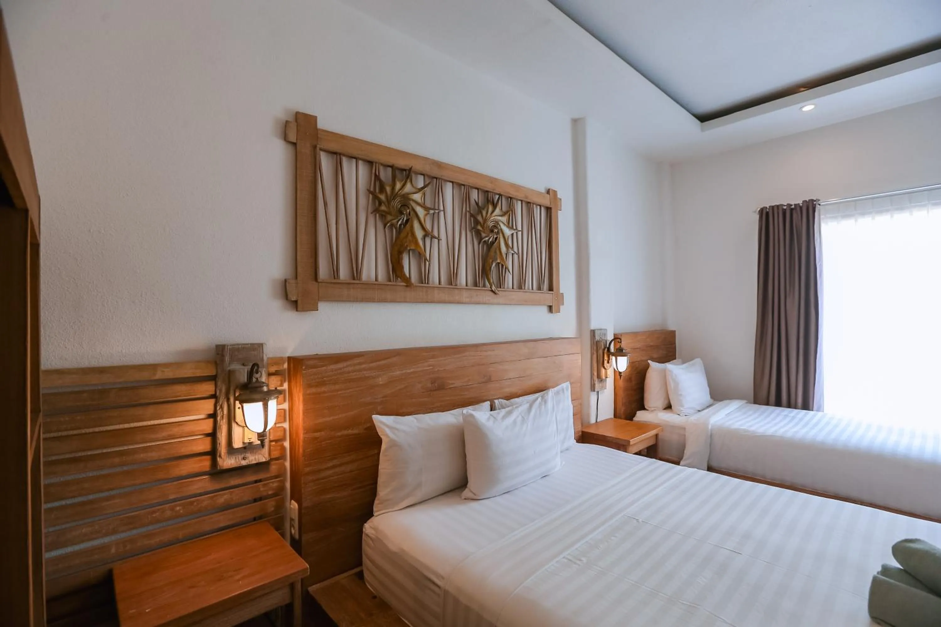 Bed in The 5 Brothers Hotel