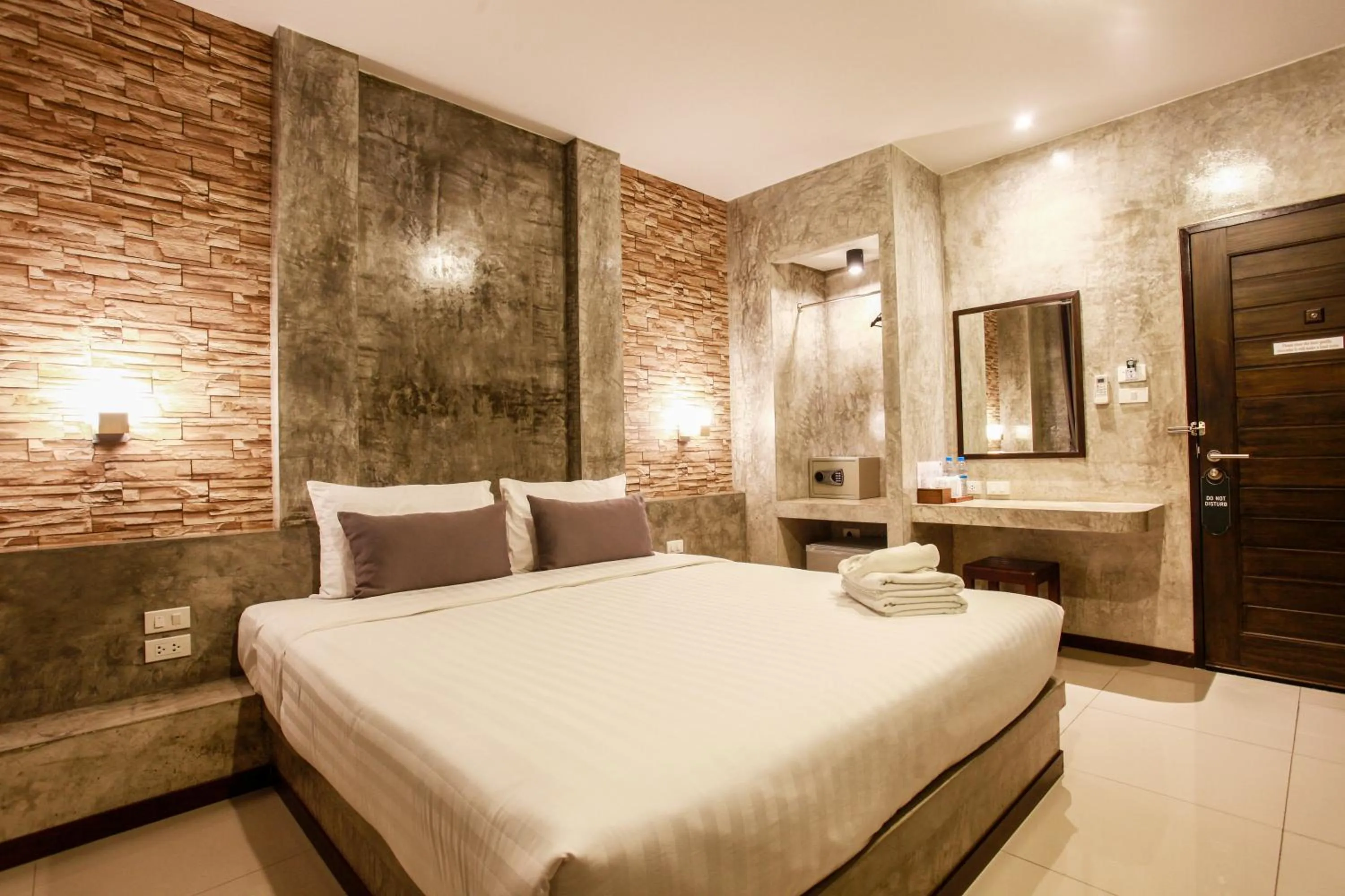 Bed in Ritsurin Boutique Hotel - โรงแรมริทสุริน บูติค