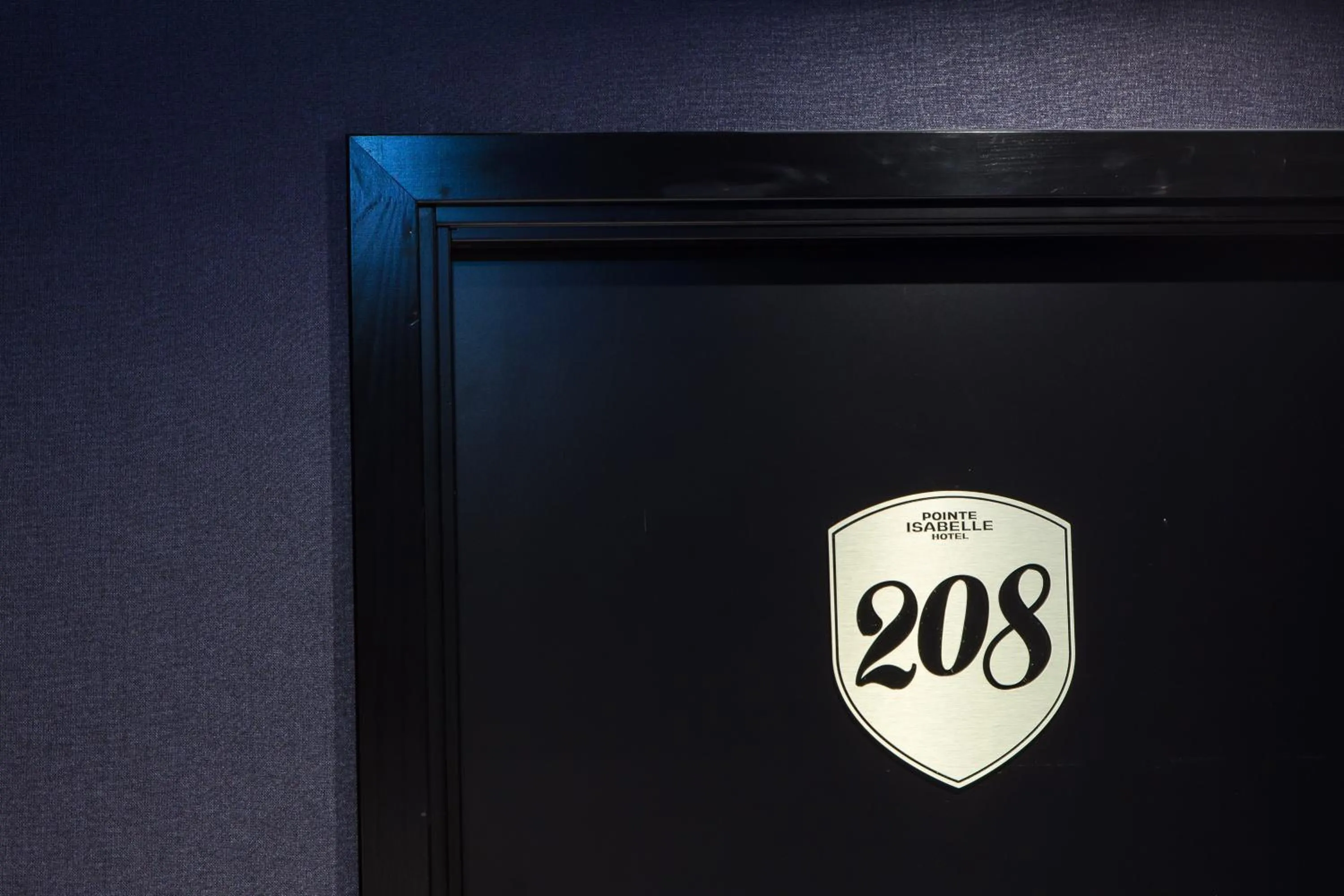 Decorative detail in Pointe Isabelle