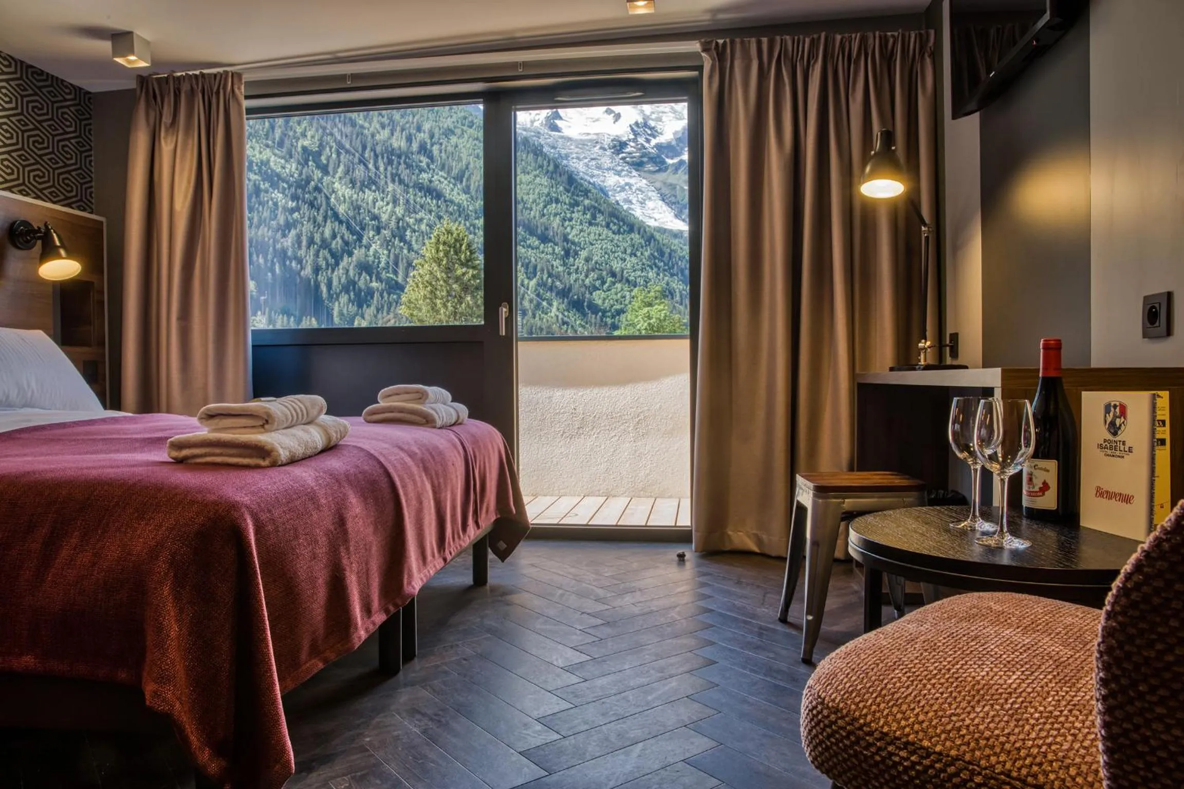 Bedroom, Bed in Pointe Isabelle