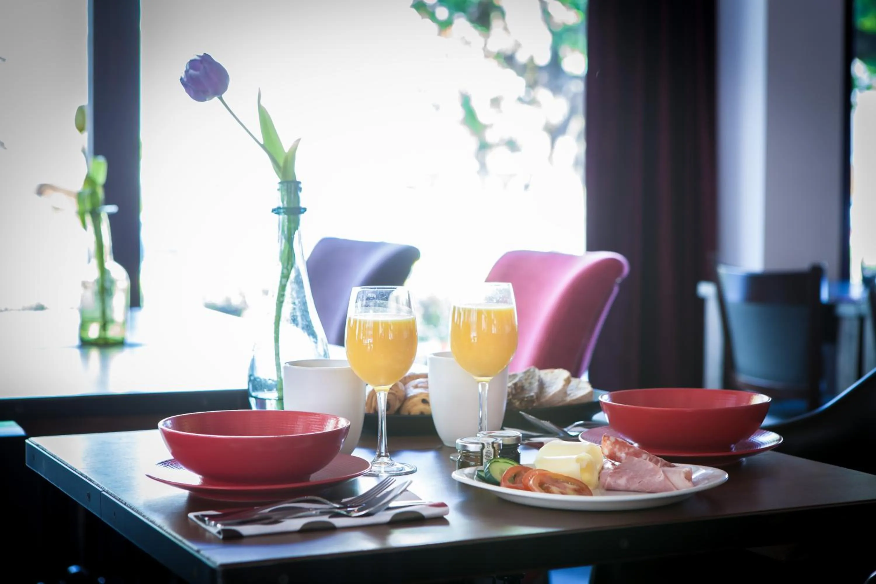 Restaurant/places to eat in Pointe Isabelle