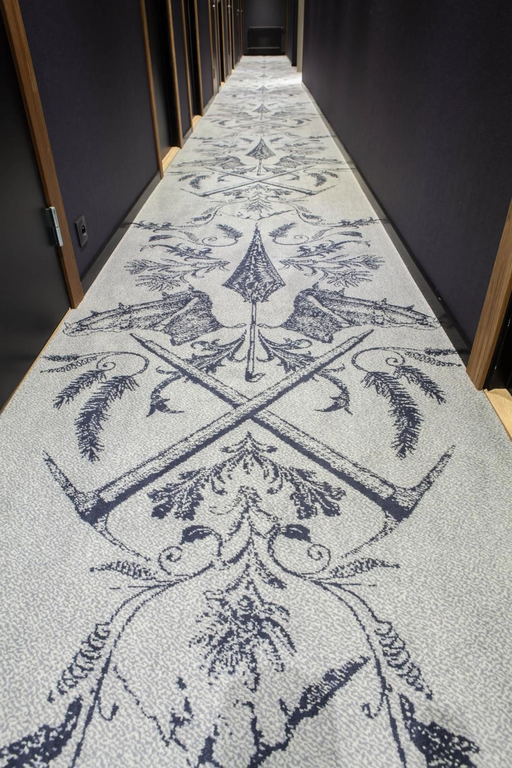 Decorative detail in Pointe Isabelle