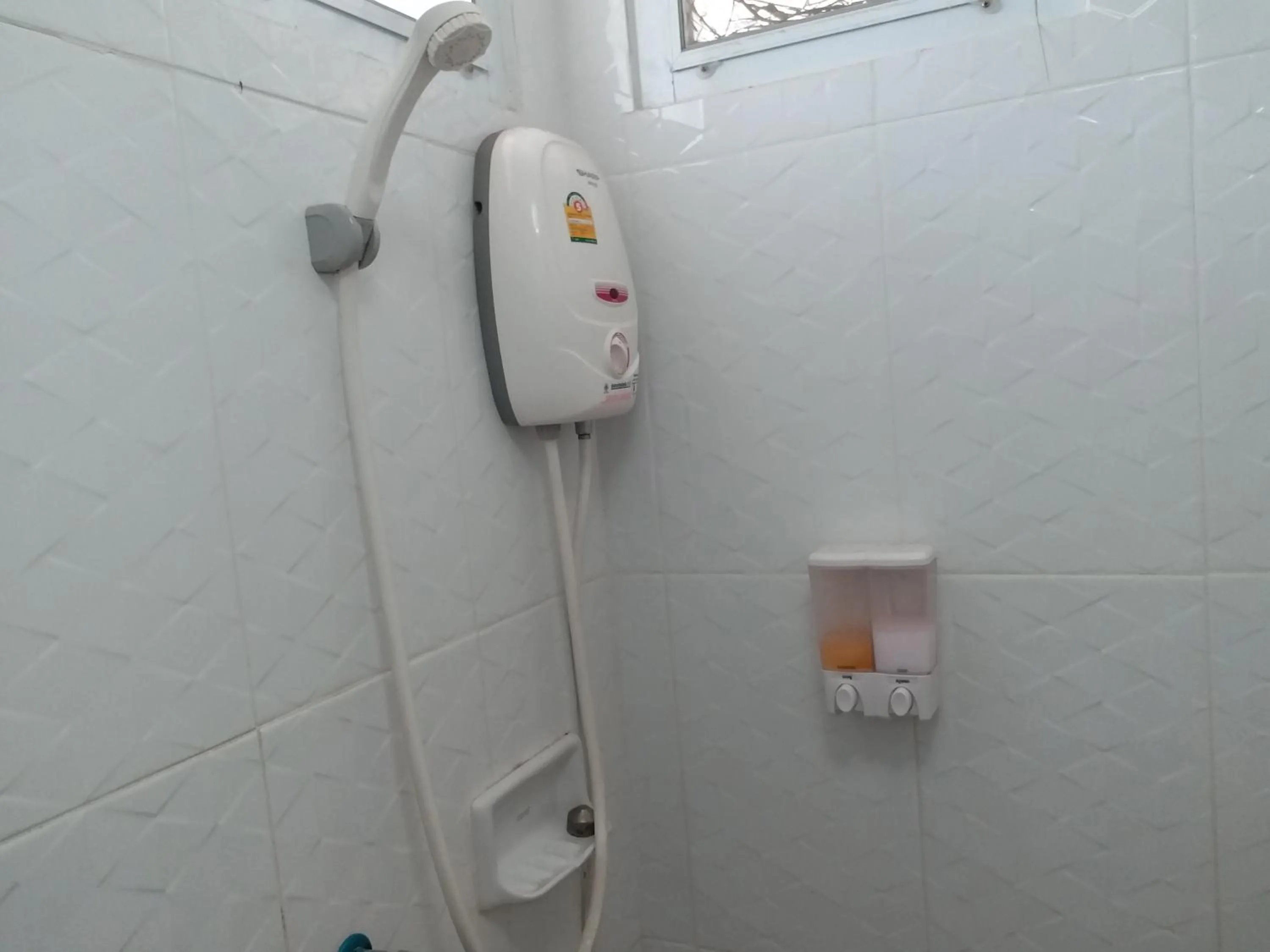 Bathroom in TongPrasit Place