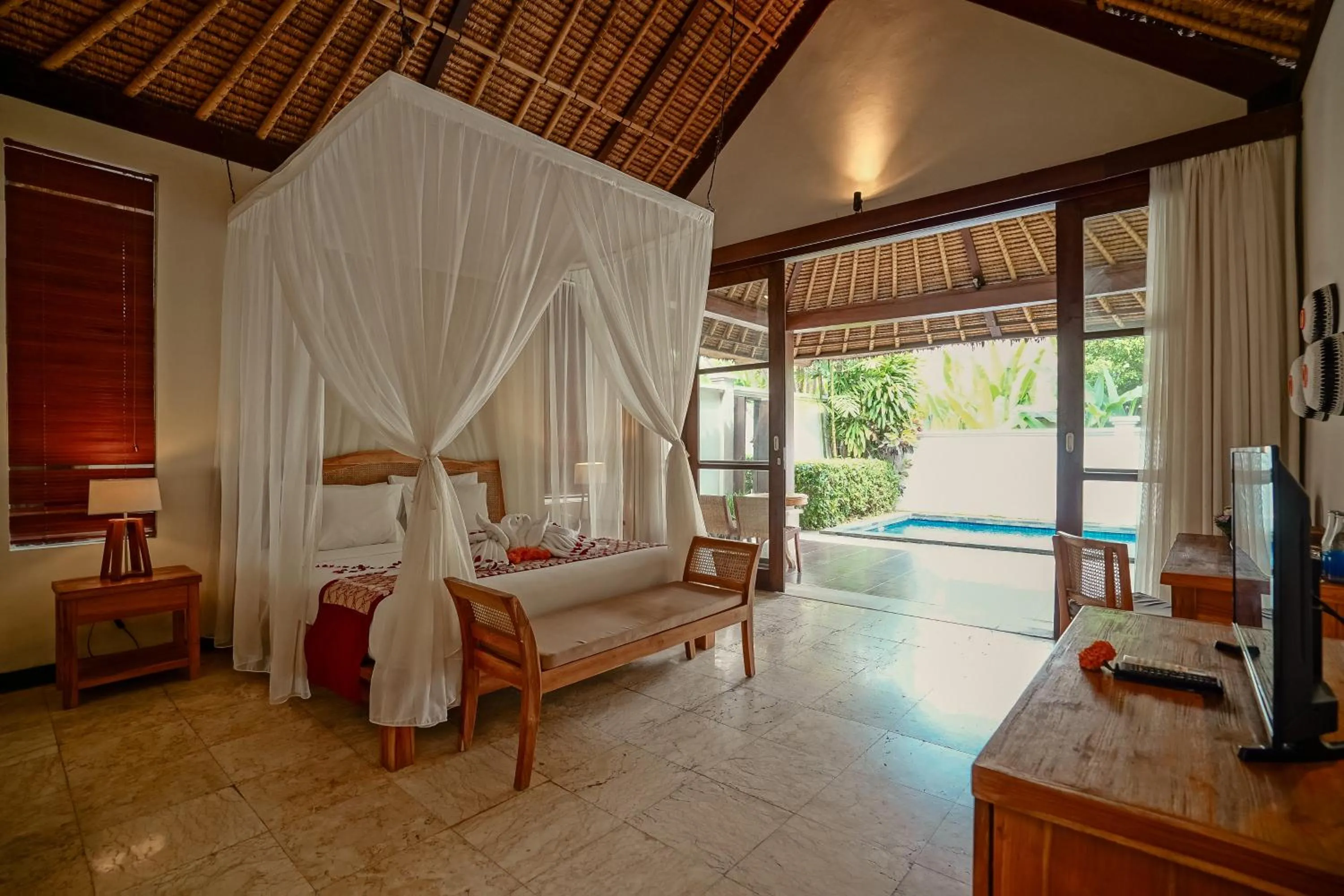 Bed in Pertiwi Resort & Spa